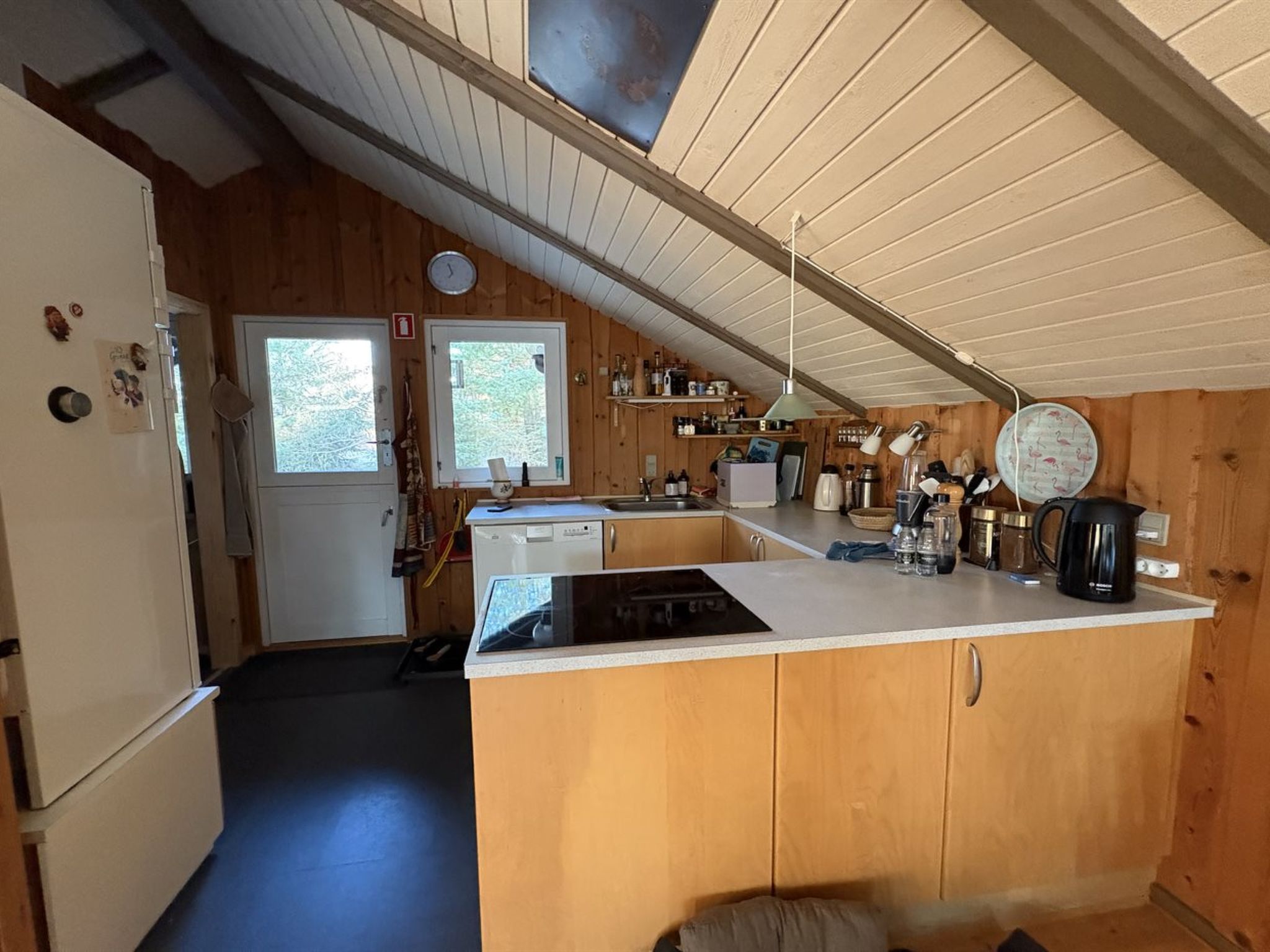 "Elfrede" - 900m from the sea-Drinnen