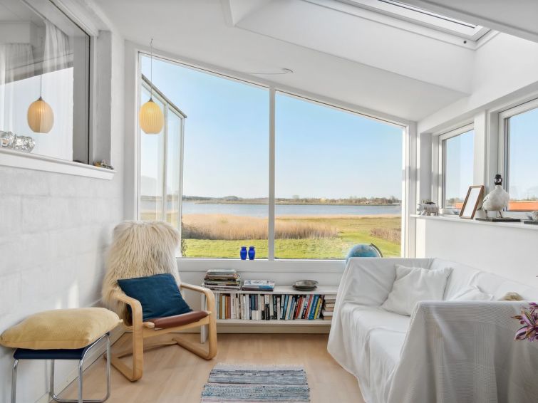Vakantiehuis met open haard aan zee in Grevinge in Grevinge