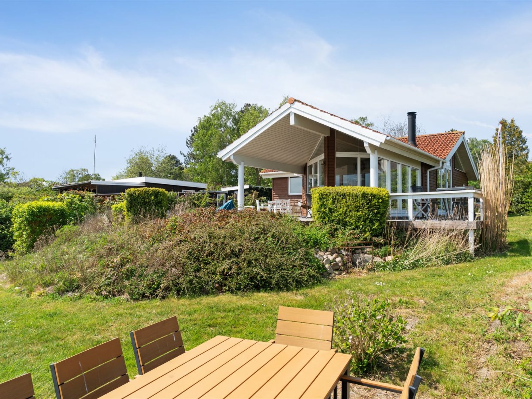 "Brunman" - 10m to the fjord - Buiten