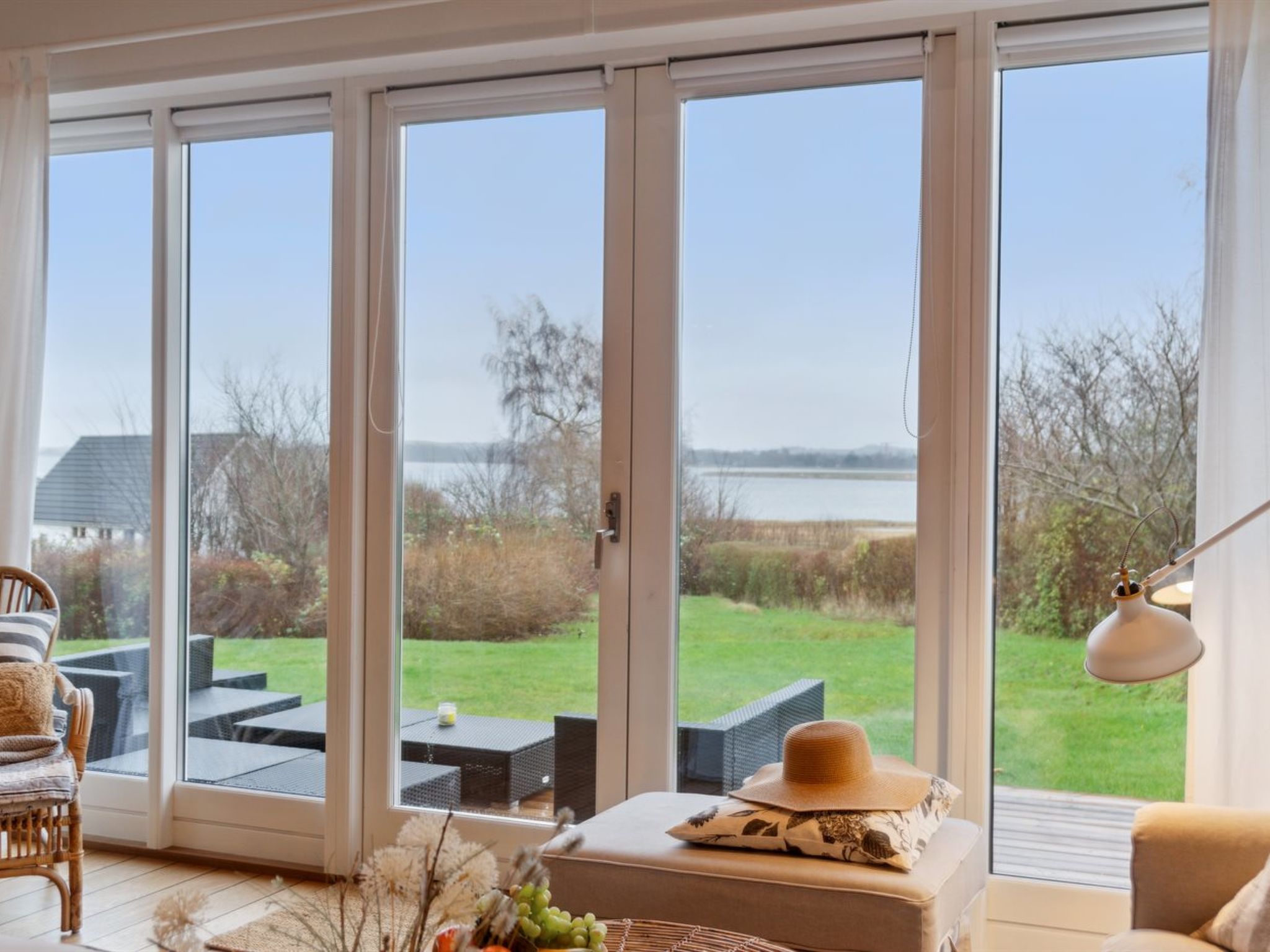 "Eero" - 175m to the fjord-Buiten