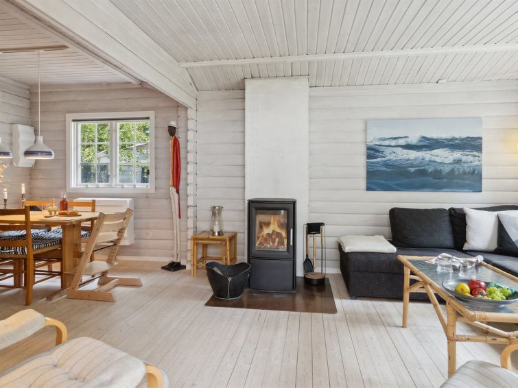 Search and Stay destination Højby, Denmark from . "Luci" - 950m from the sea in Sealand