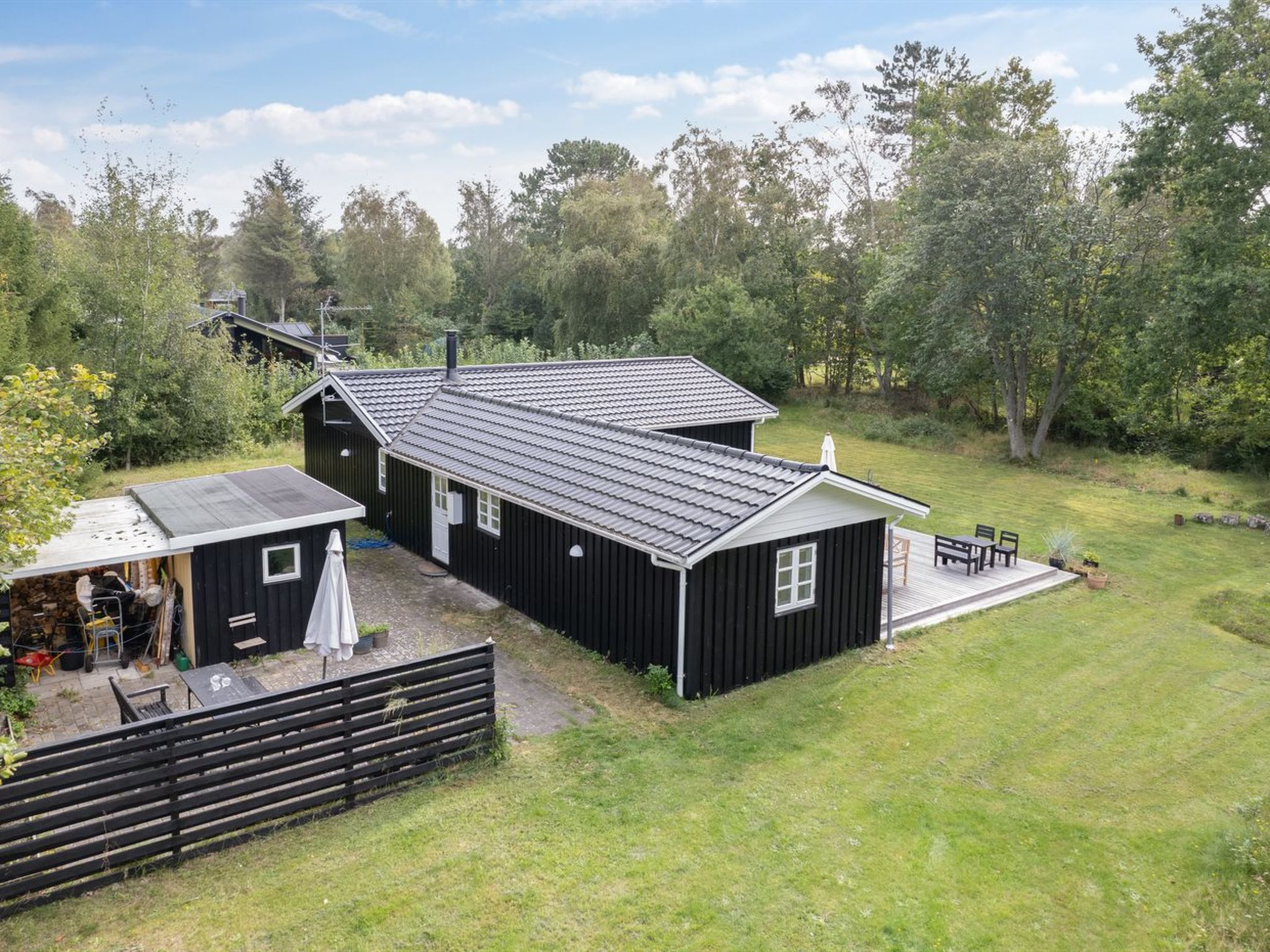 "Mella" - 625m from the sea - Buiten