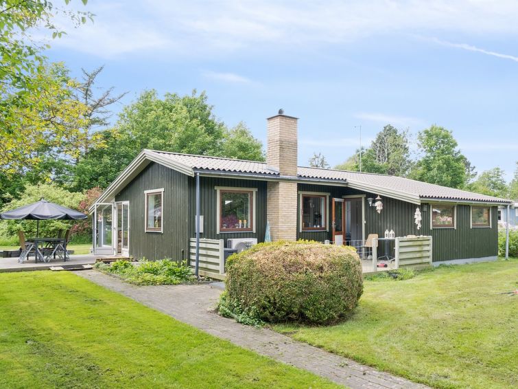 Search and Stay destination Højby, Denmark from AU$ 260. "Juhana" - 2.4km from the sea in Sealand