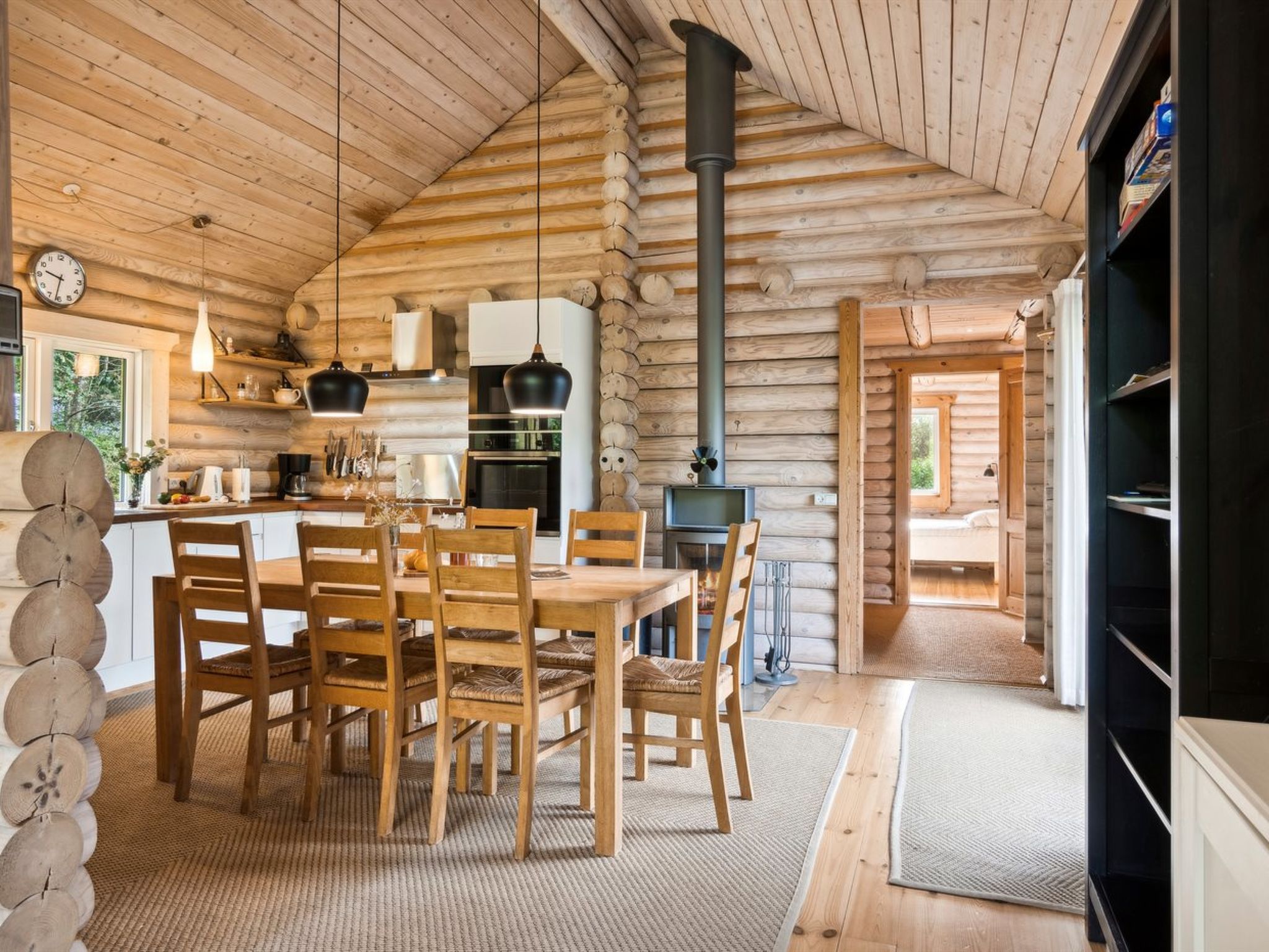"Hjorthung" - 2km from the sea-Inside