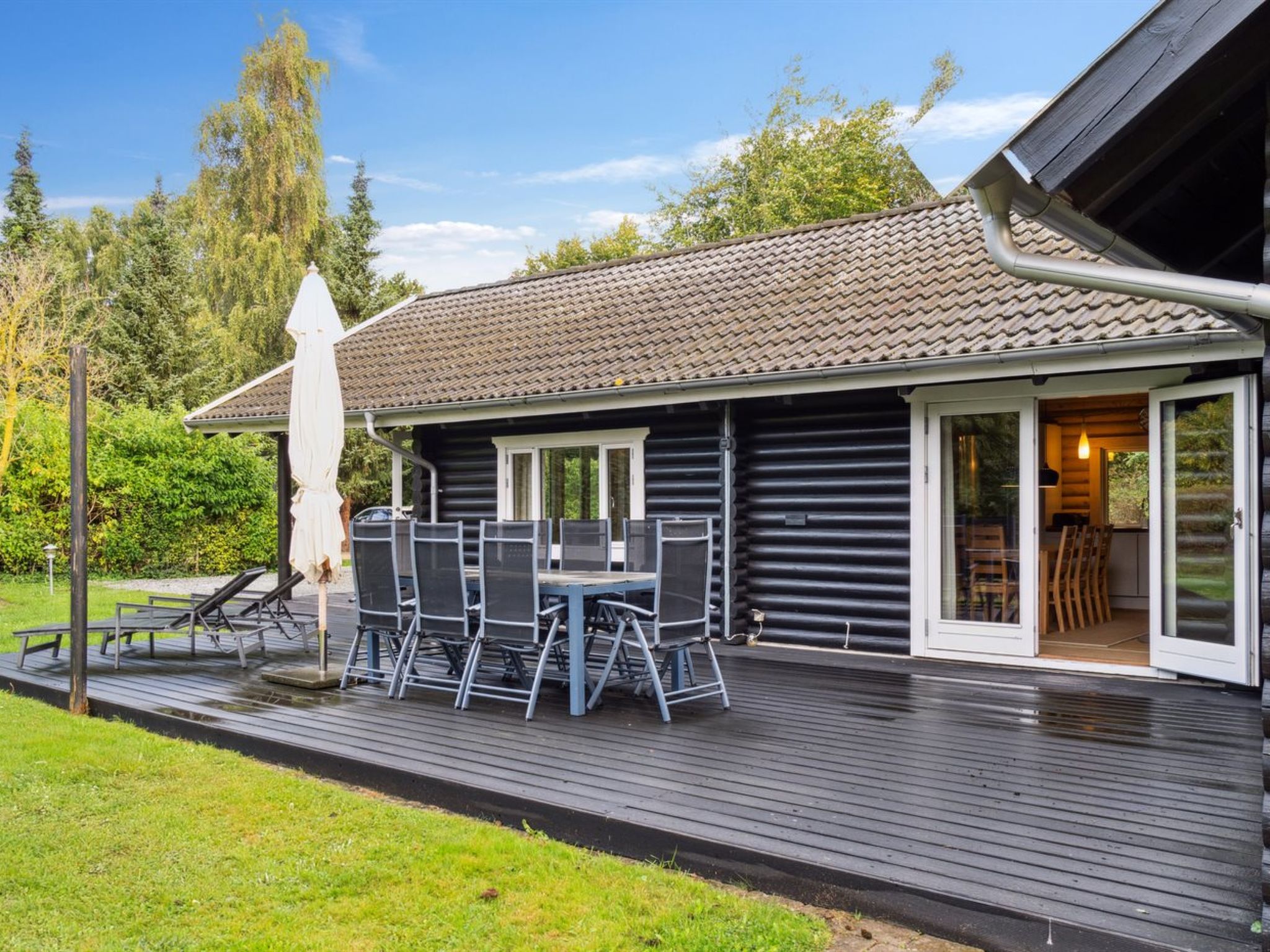 "Hjorthung" - 2km from the sea - Buiten