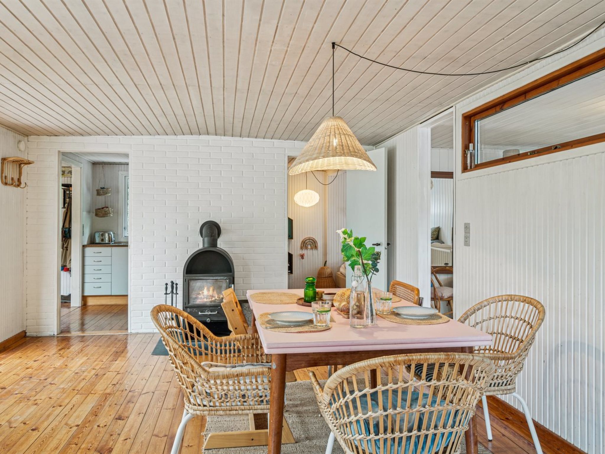 "Tatyana" - 1.6km from the sea - Binnen