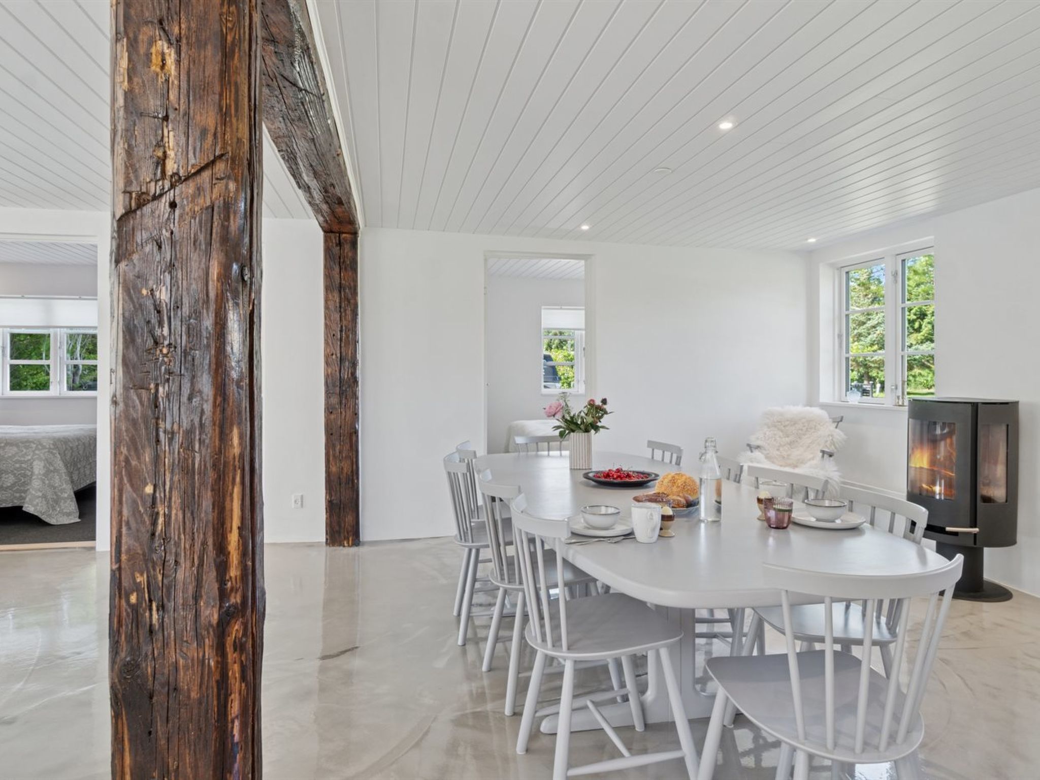 "Thrym" - 2.5km from the sea-Binnen