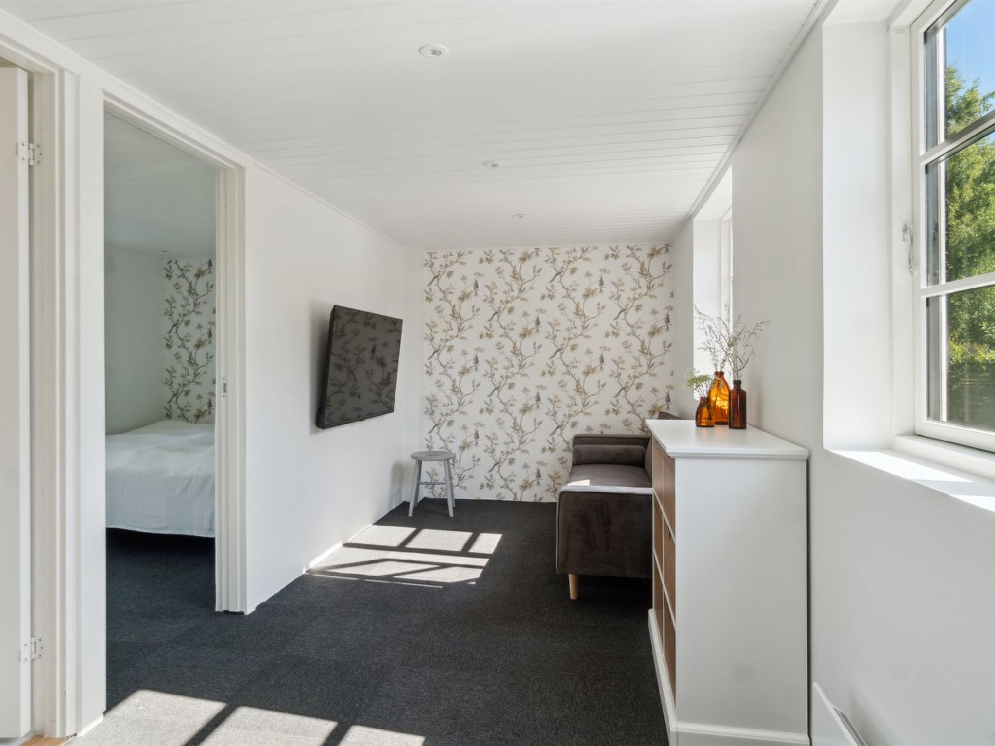 "Thrym" - 2.5km from the sea-Binnen