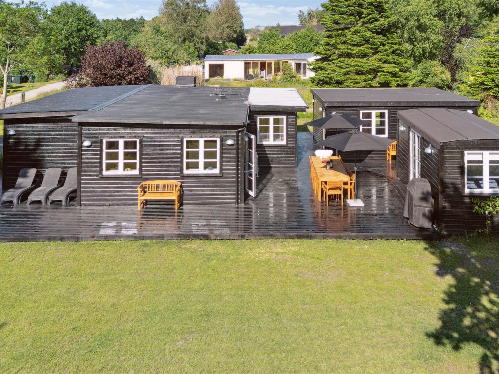 "Thrym" - 2.5km from the sea-Buiten