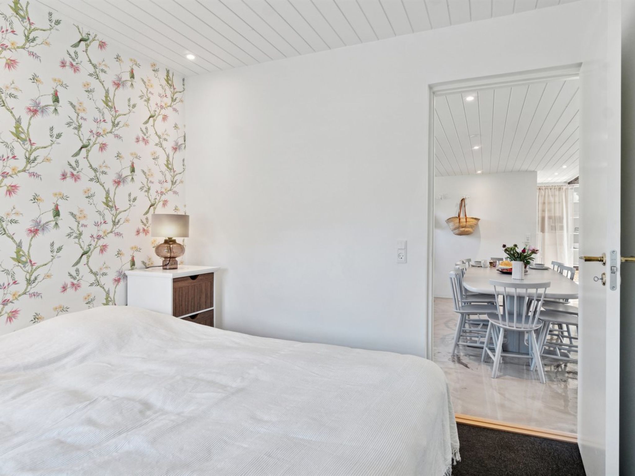 "Thrym" - 2.5km from the sea - Binnen