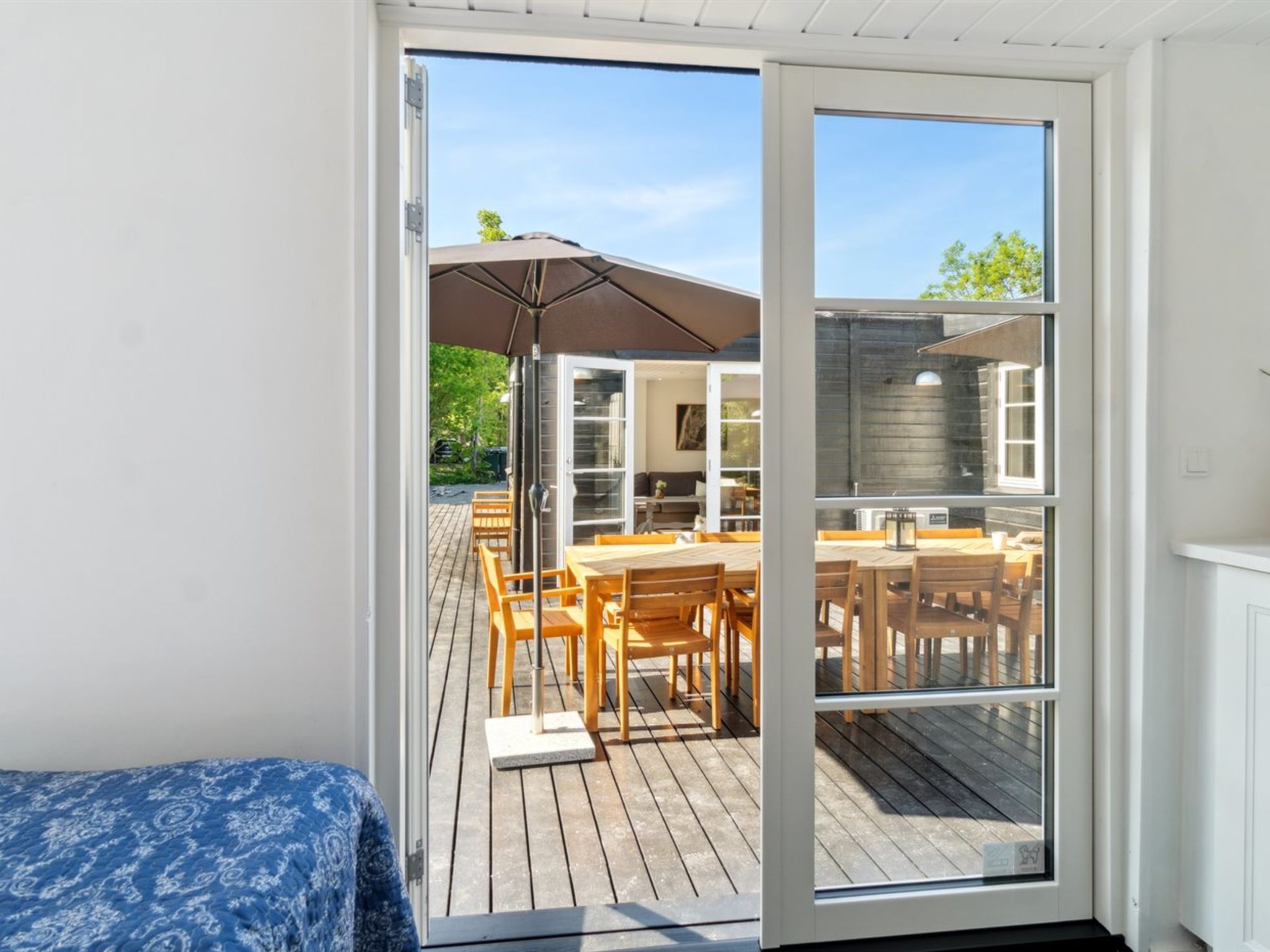 "Thrym" - 2.5km from the sea - Binnen