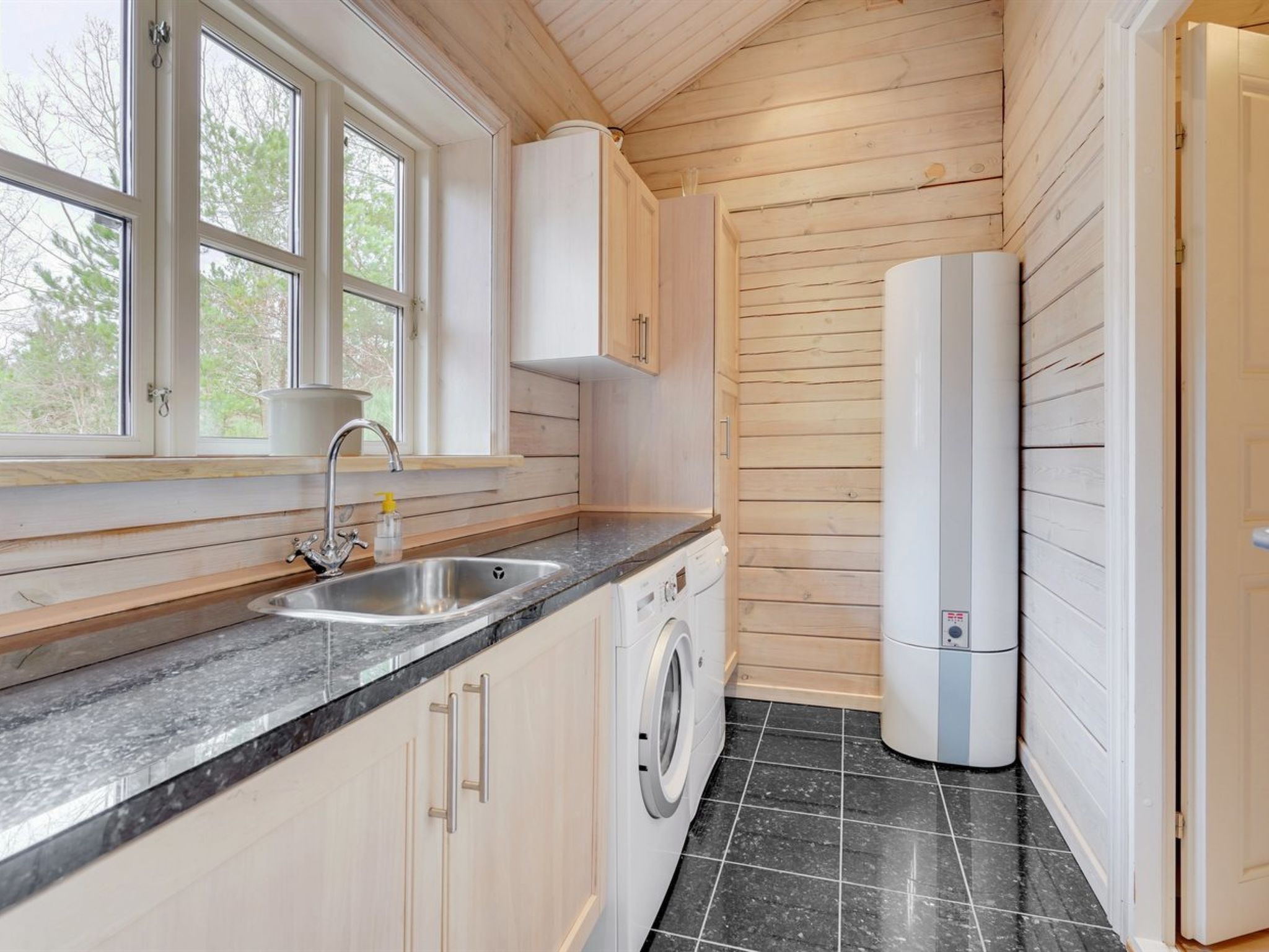 "Fatiha" - 800m from the sea-Binnen