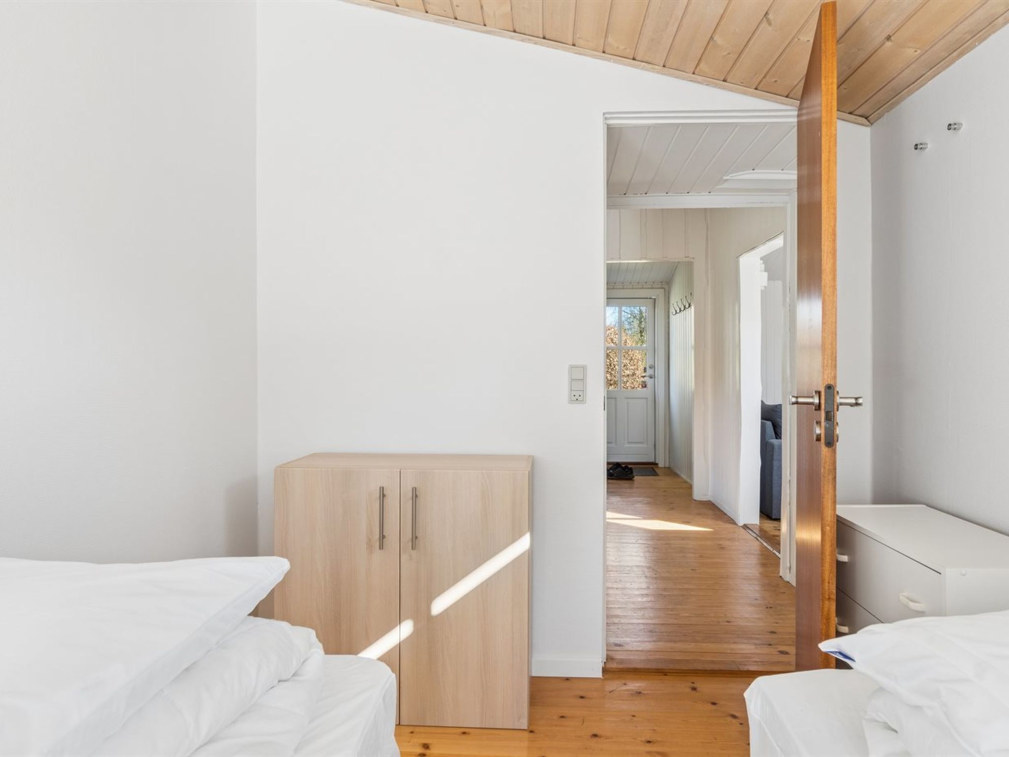"Swea" - 2.5km from the sea - Inside