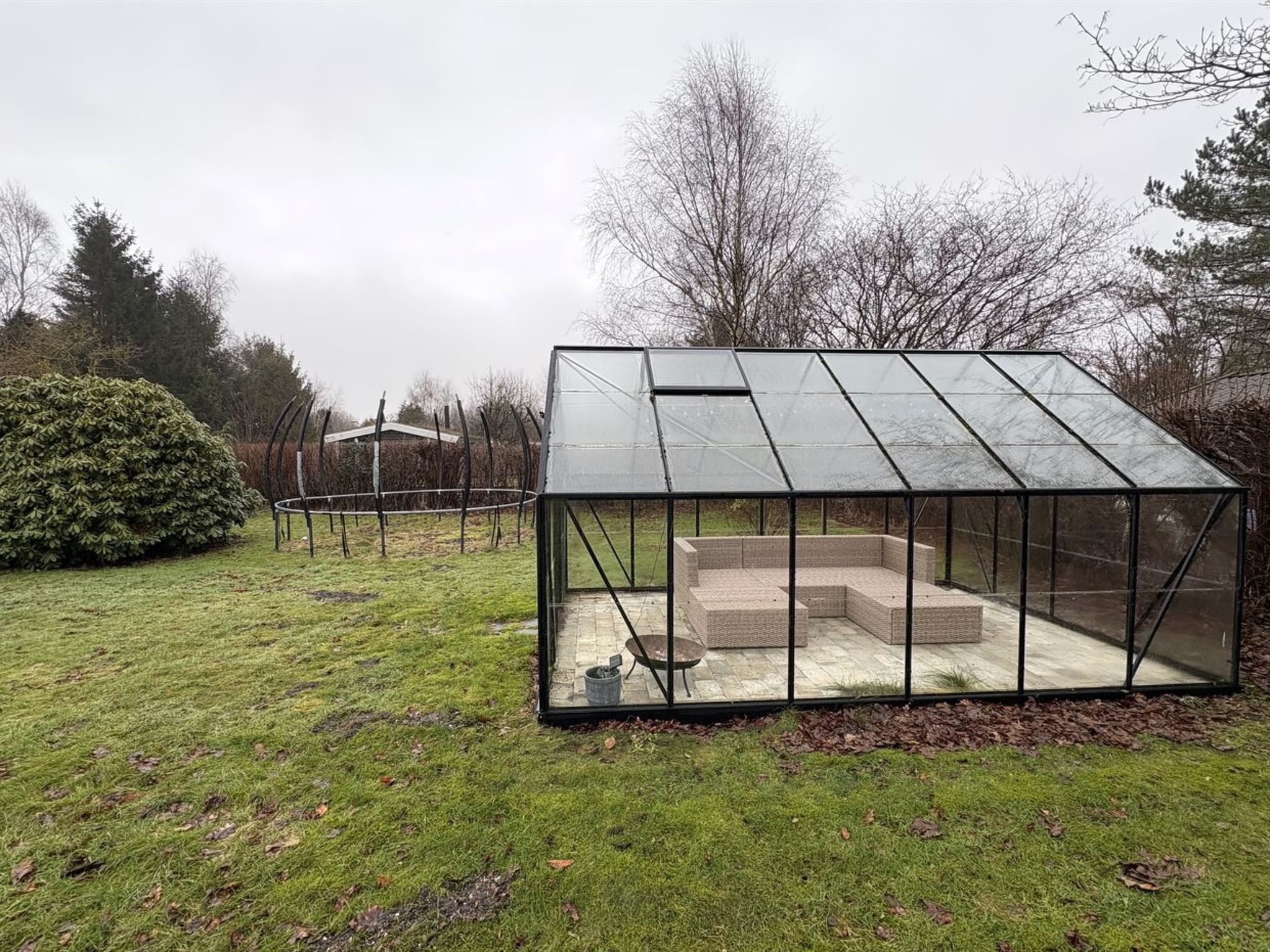 "Swea" - 2.5km from the sea