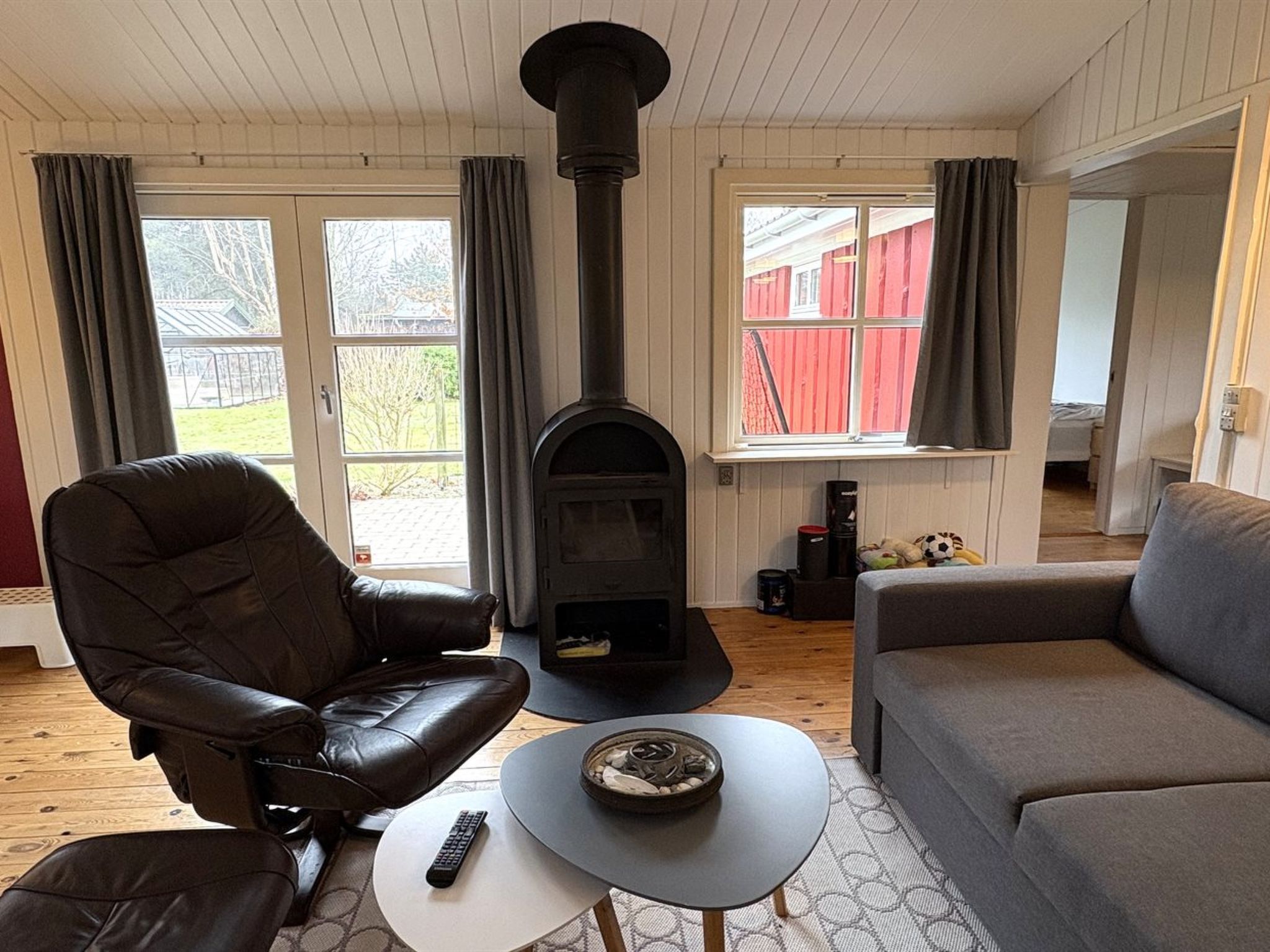 "Swea" - 2.5km from the sea - Binnen