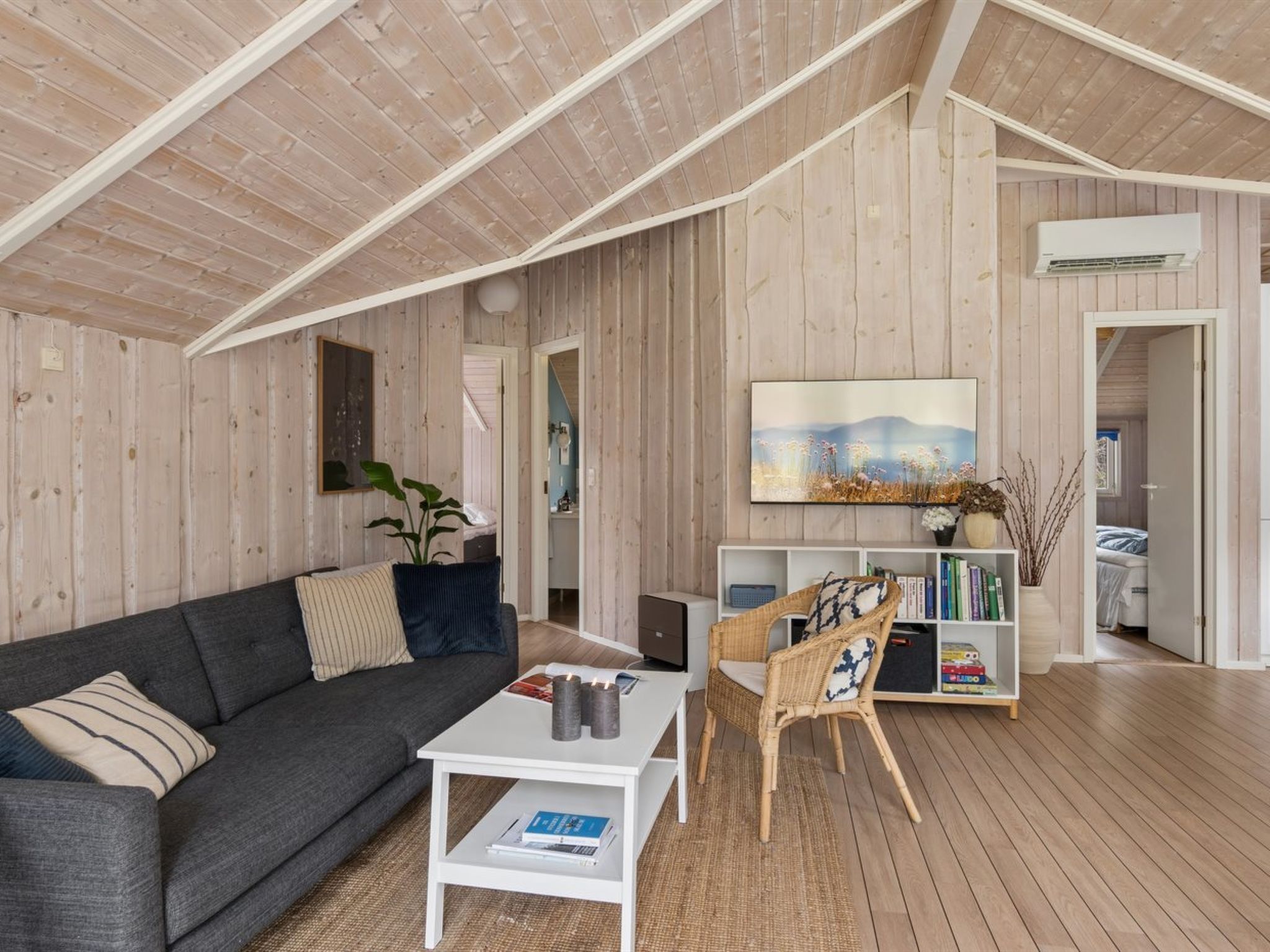 "Saija" - 2.1km from the sea