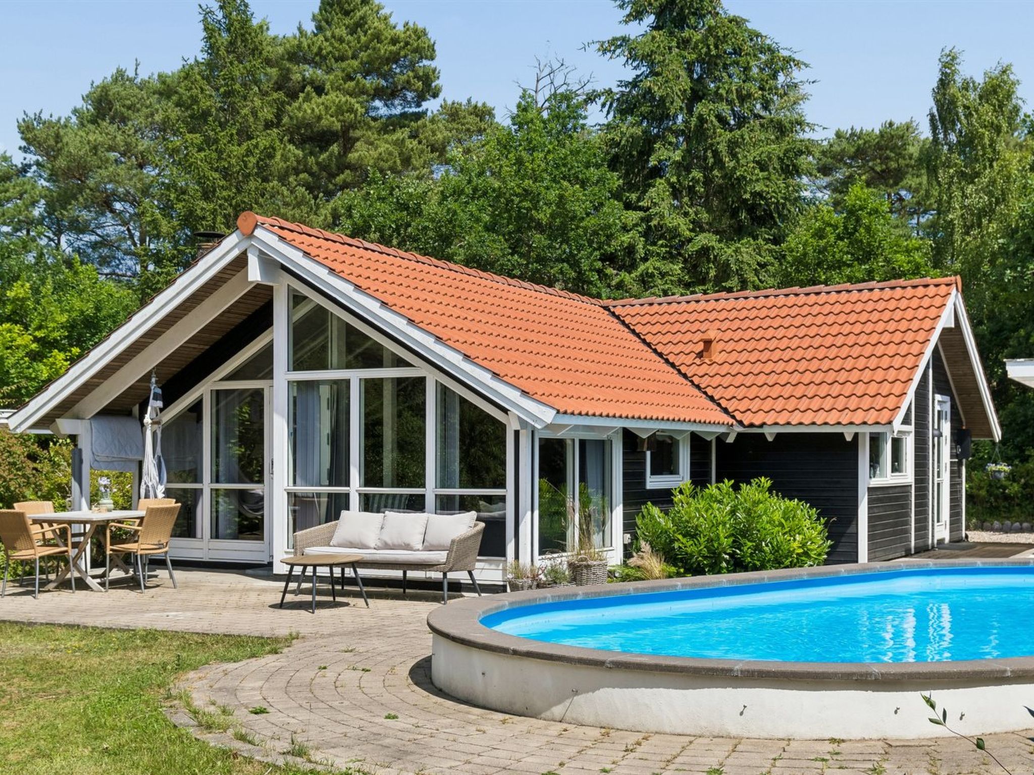 "Saija" - 2.1km from the sea