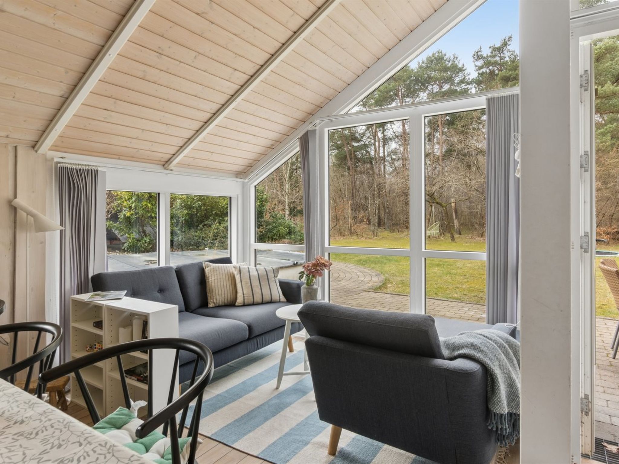 "Saija" - 2.1km from the sea - Binnen