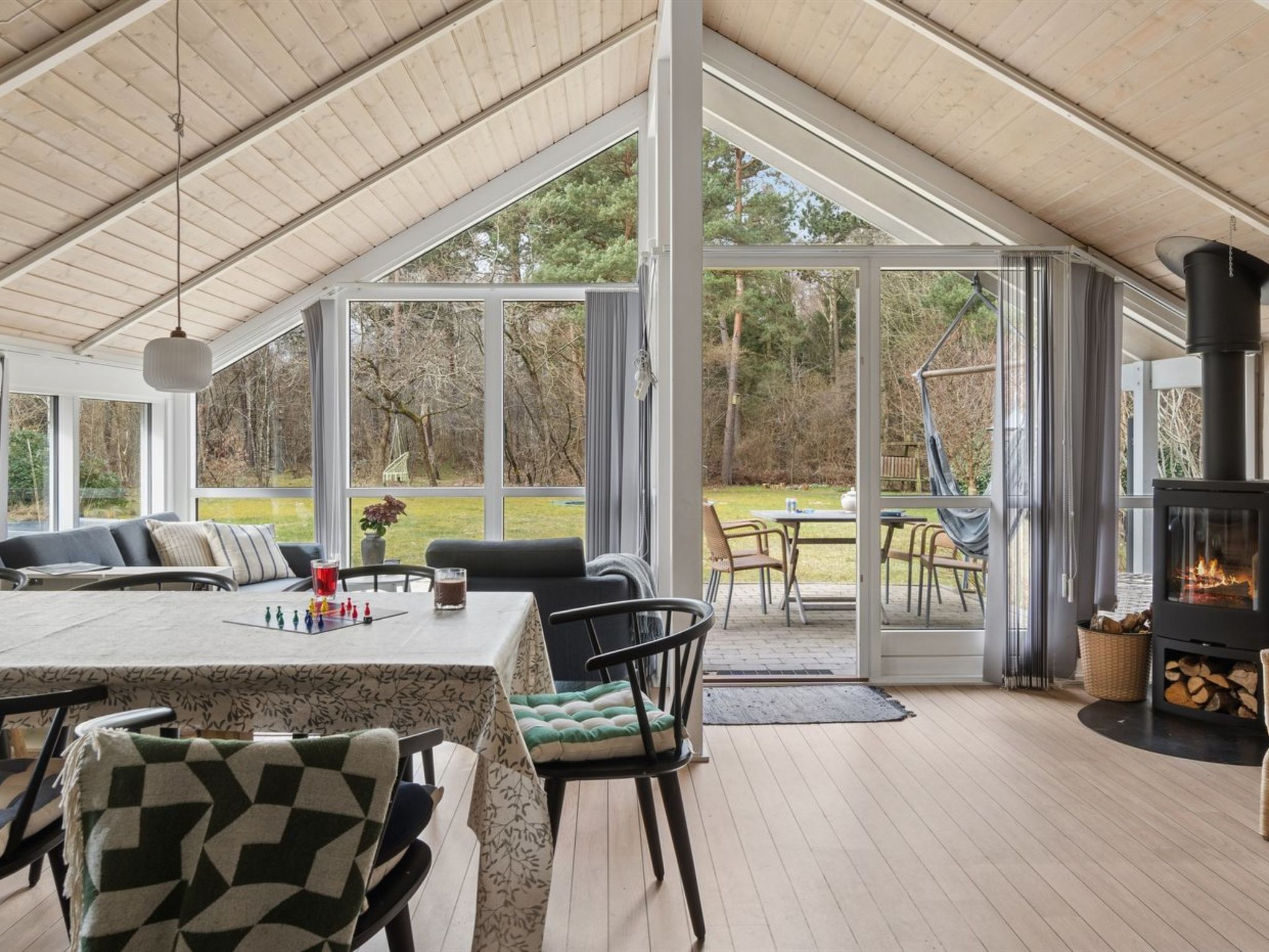 "Saija" - 2.1km from the sea - Binnen