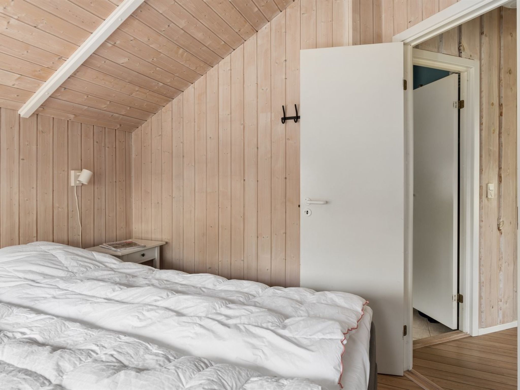 "Saija" - 2.1km from the sea - Binnen