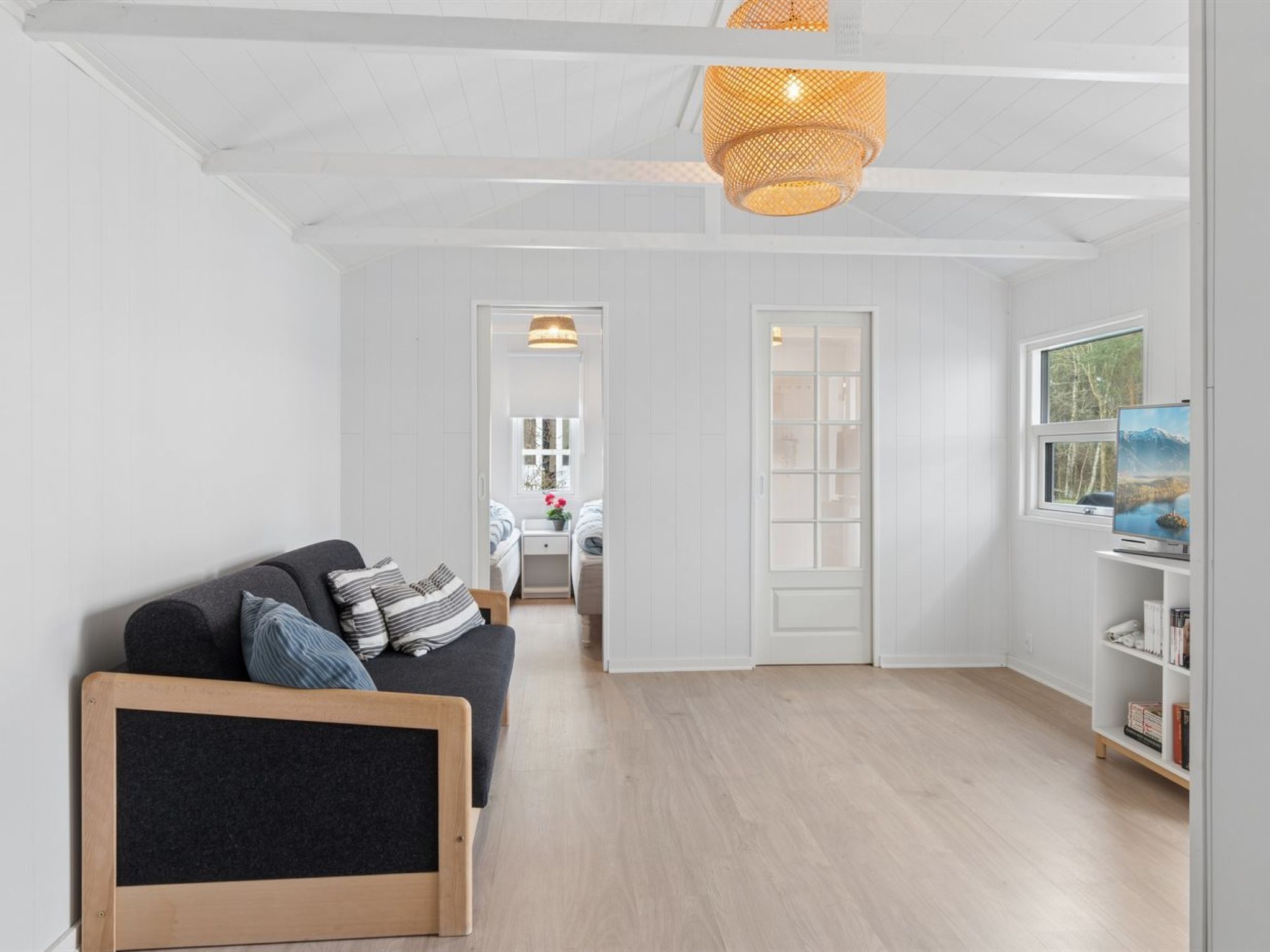 "Saija" - 2.1km from the sea - Binnen