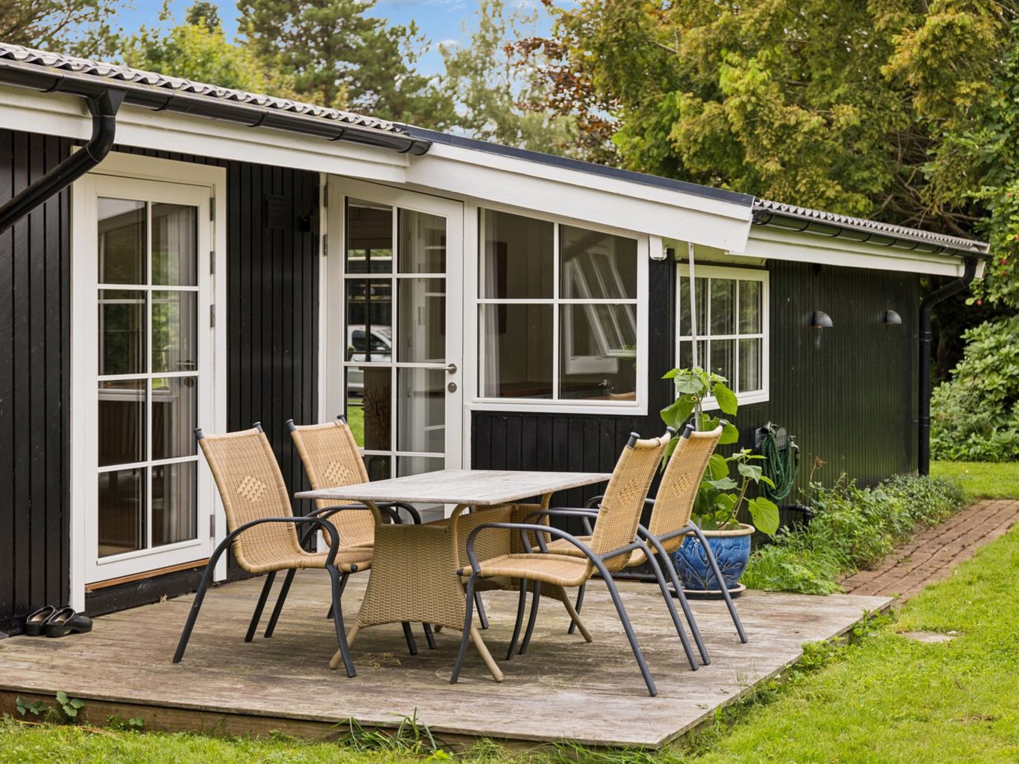 "Brynja" - 2.5km from the sea — Terrace (3 of 29)