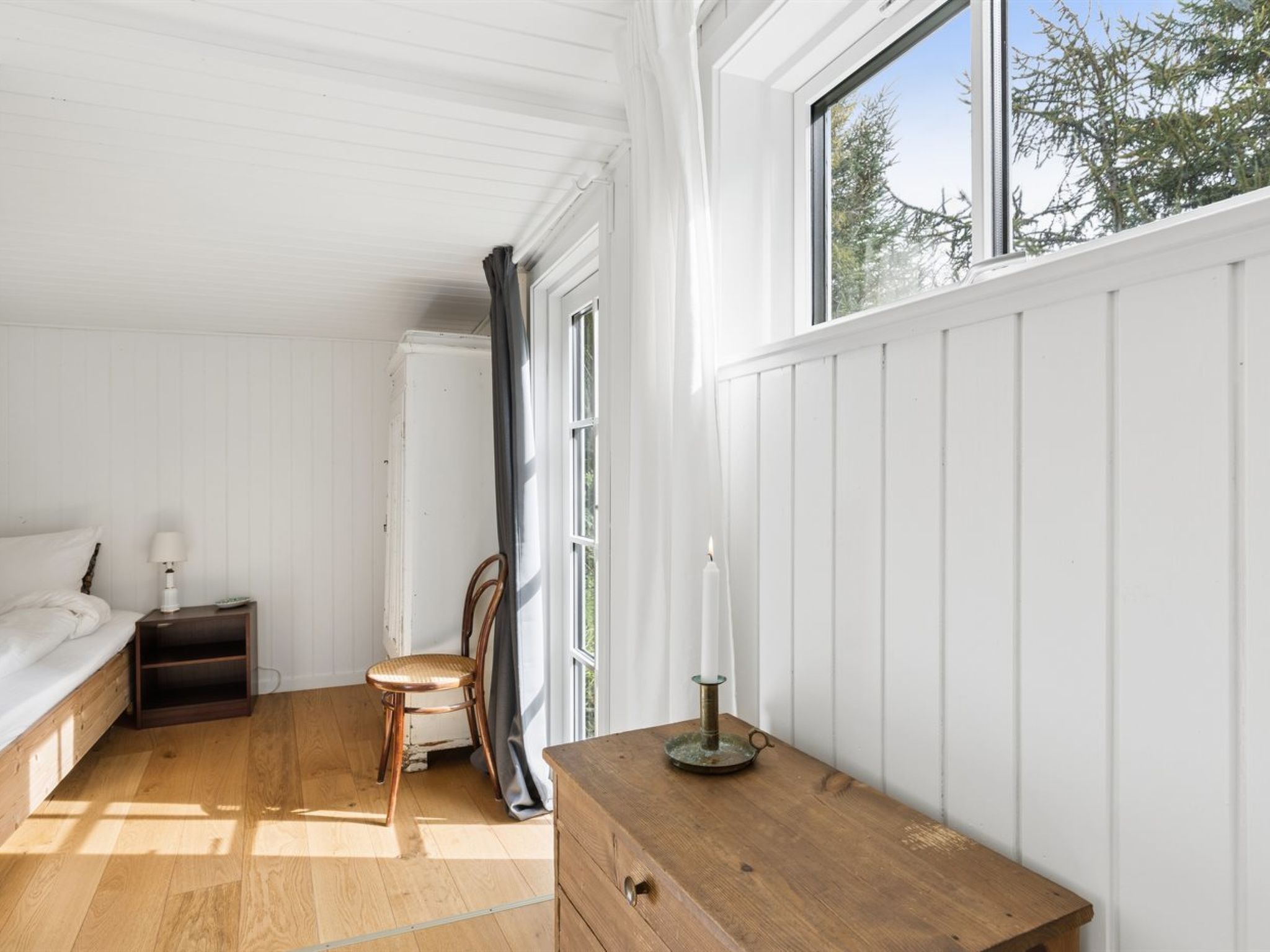 "Brynja" - 2.5km from the sea - Binnen