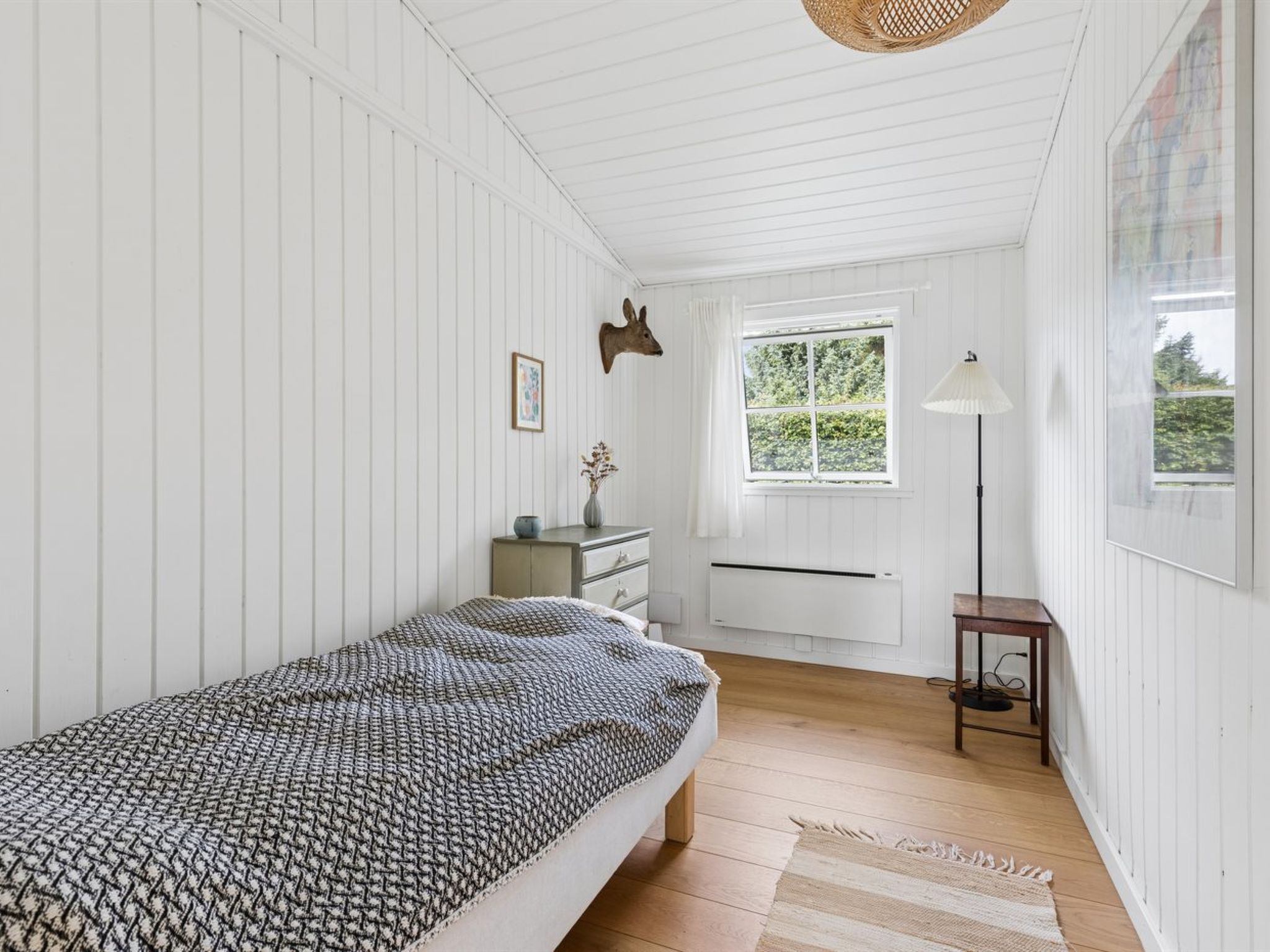 "Brynja" - 2.5km from the sea - Binnen