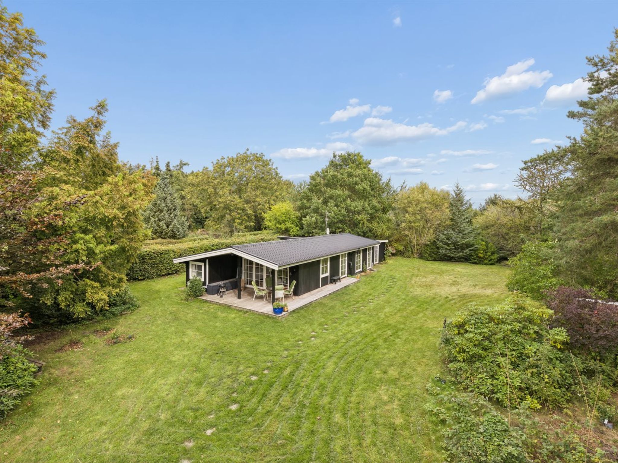 "Brynja" - 2.5km from the sea - Buiten