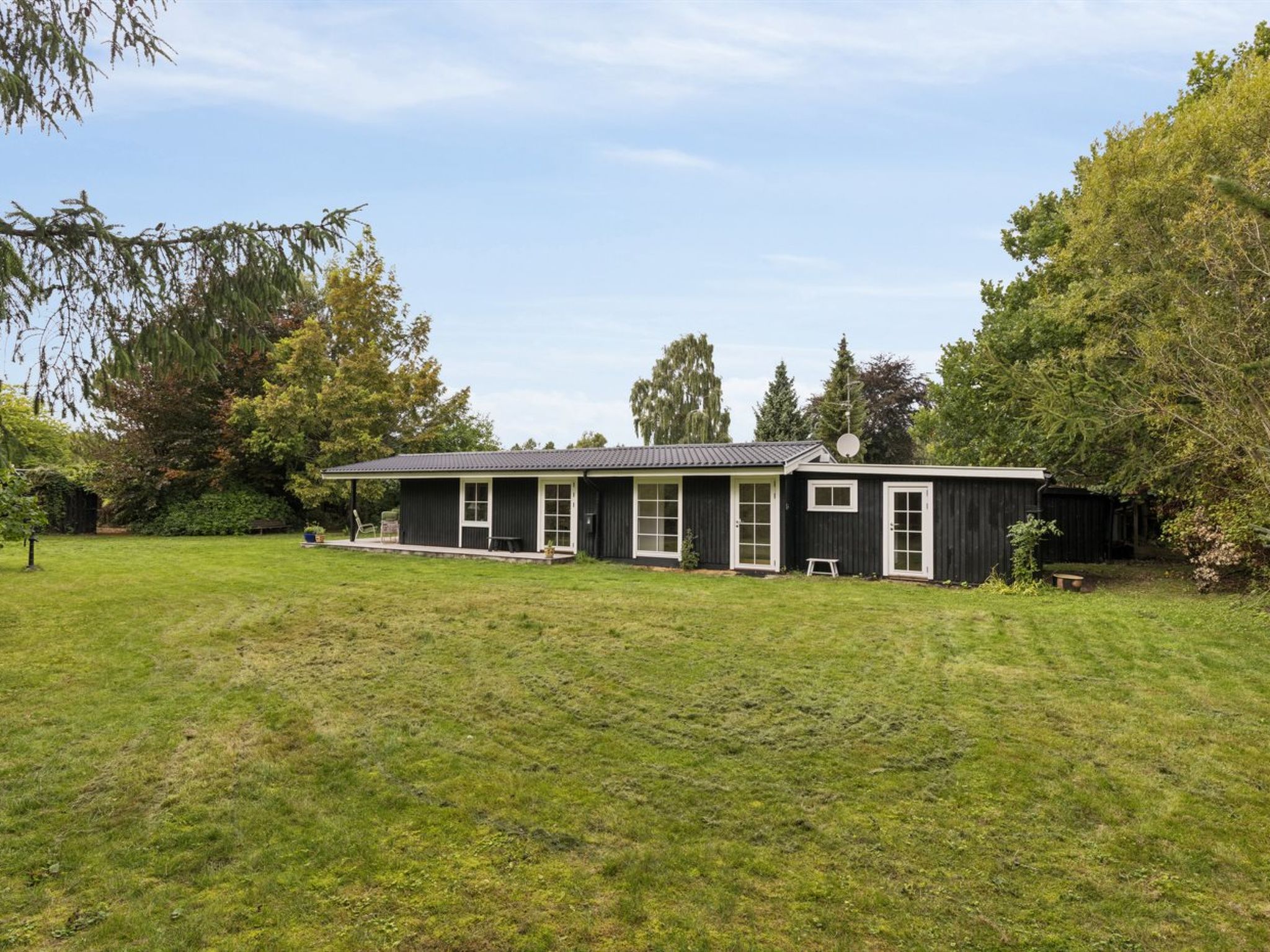 "Brynja" - 2.5km from the sea - Buiten
