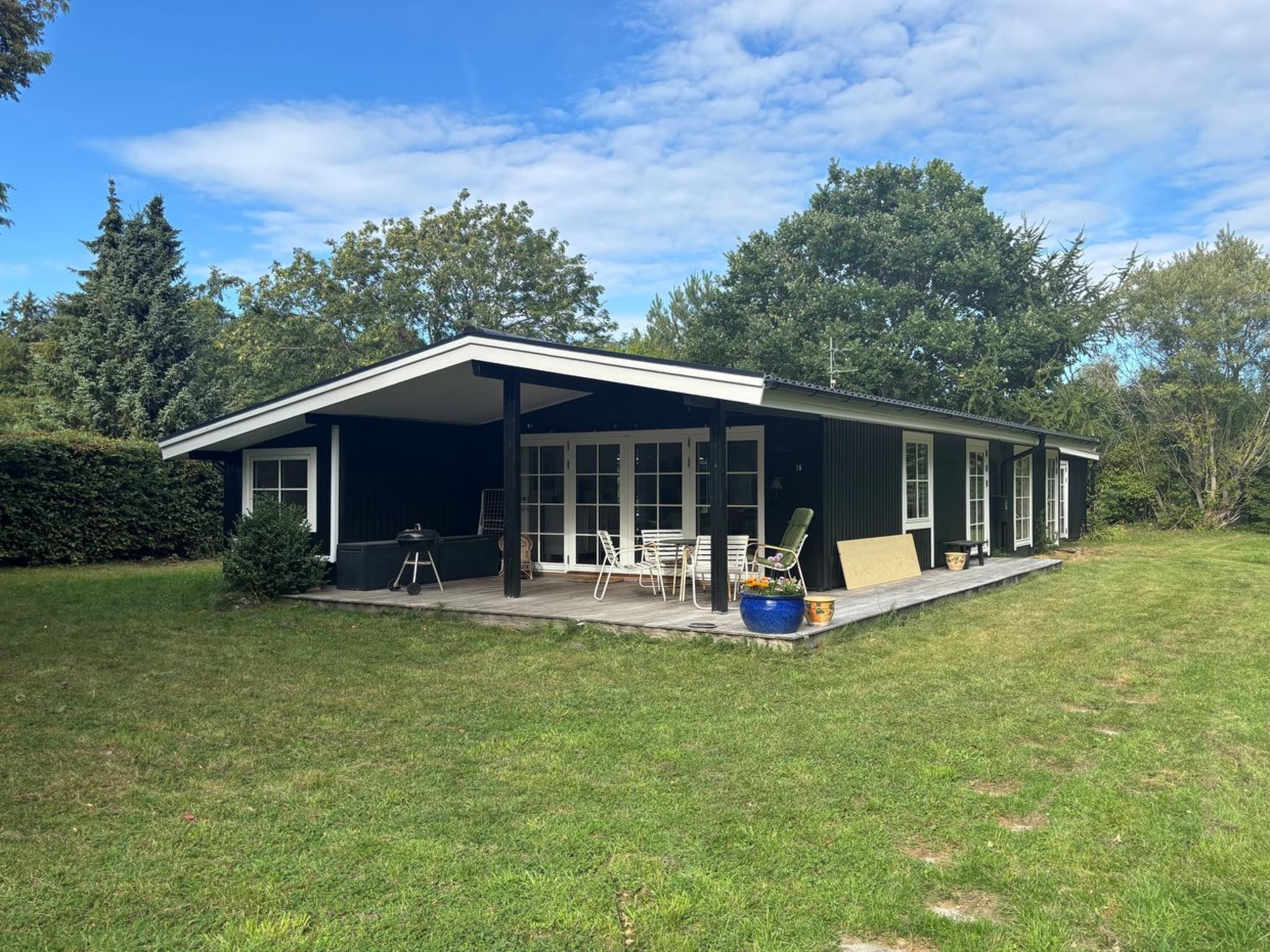 "Brynja" - 2.5km from the sea