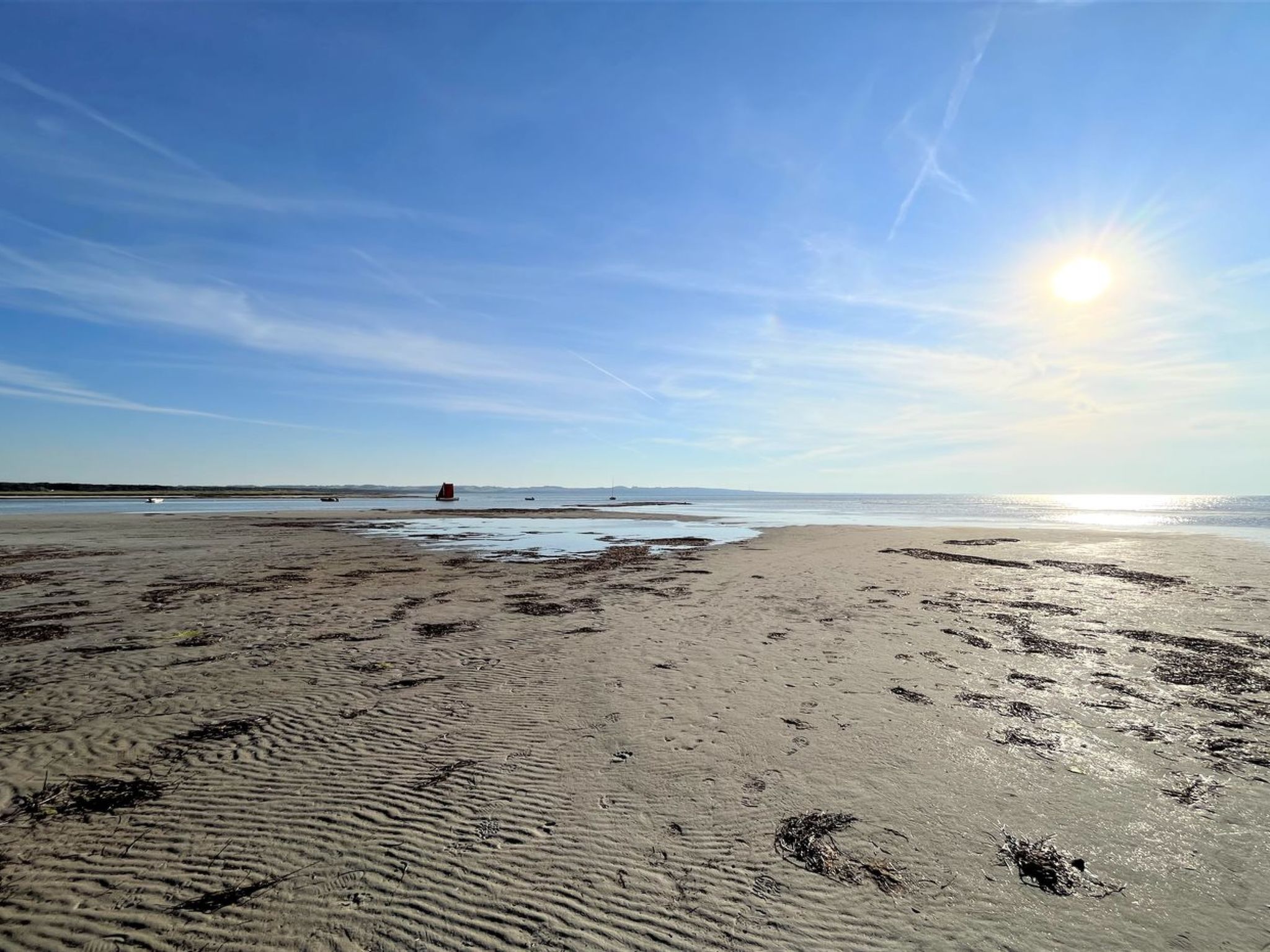"Brynja" - 2.5km from the sea - Buiten