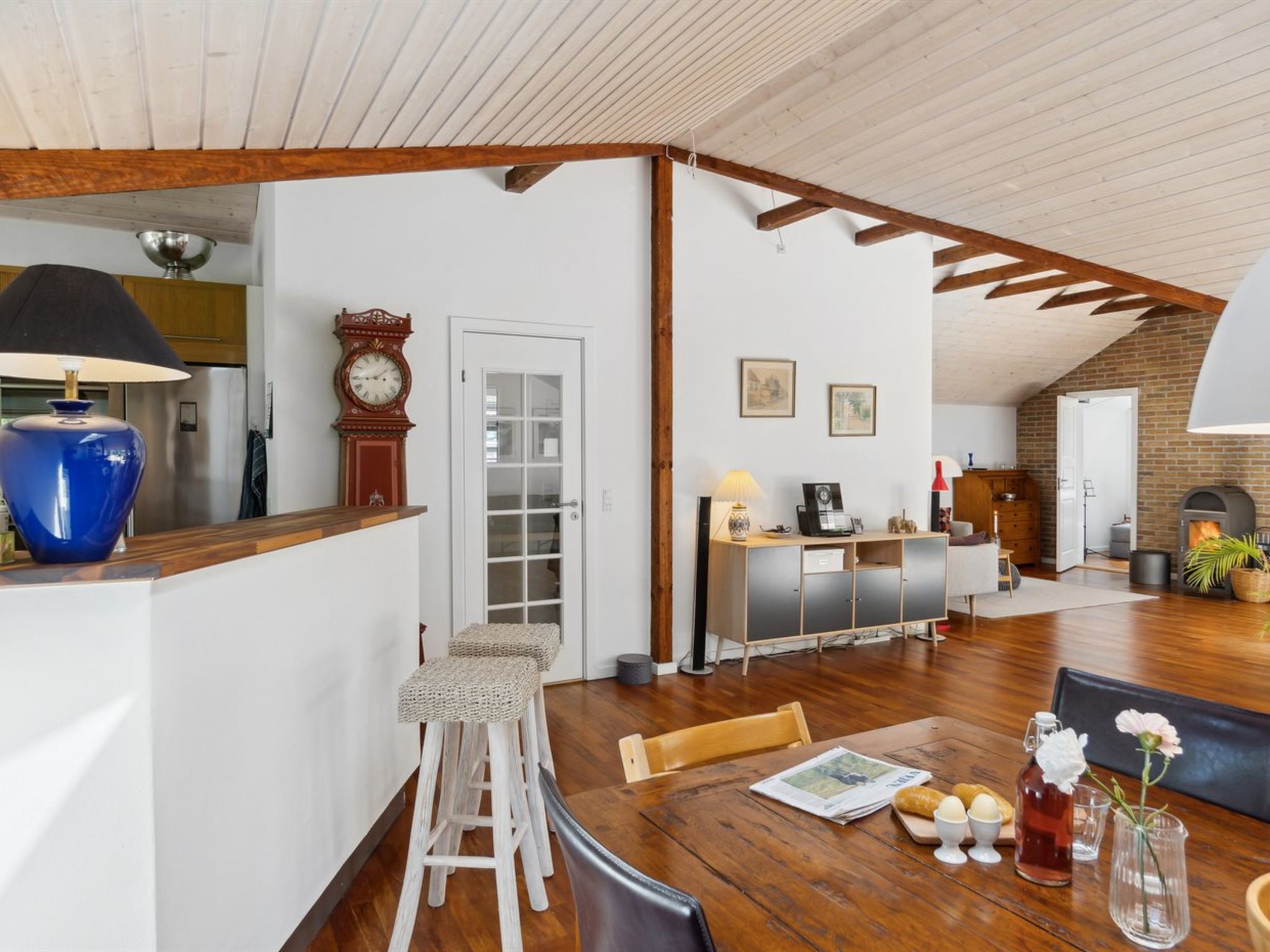 "Amina" - 1.1km from the sea-Inside