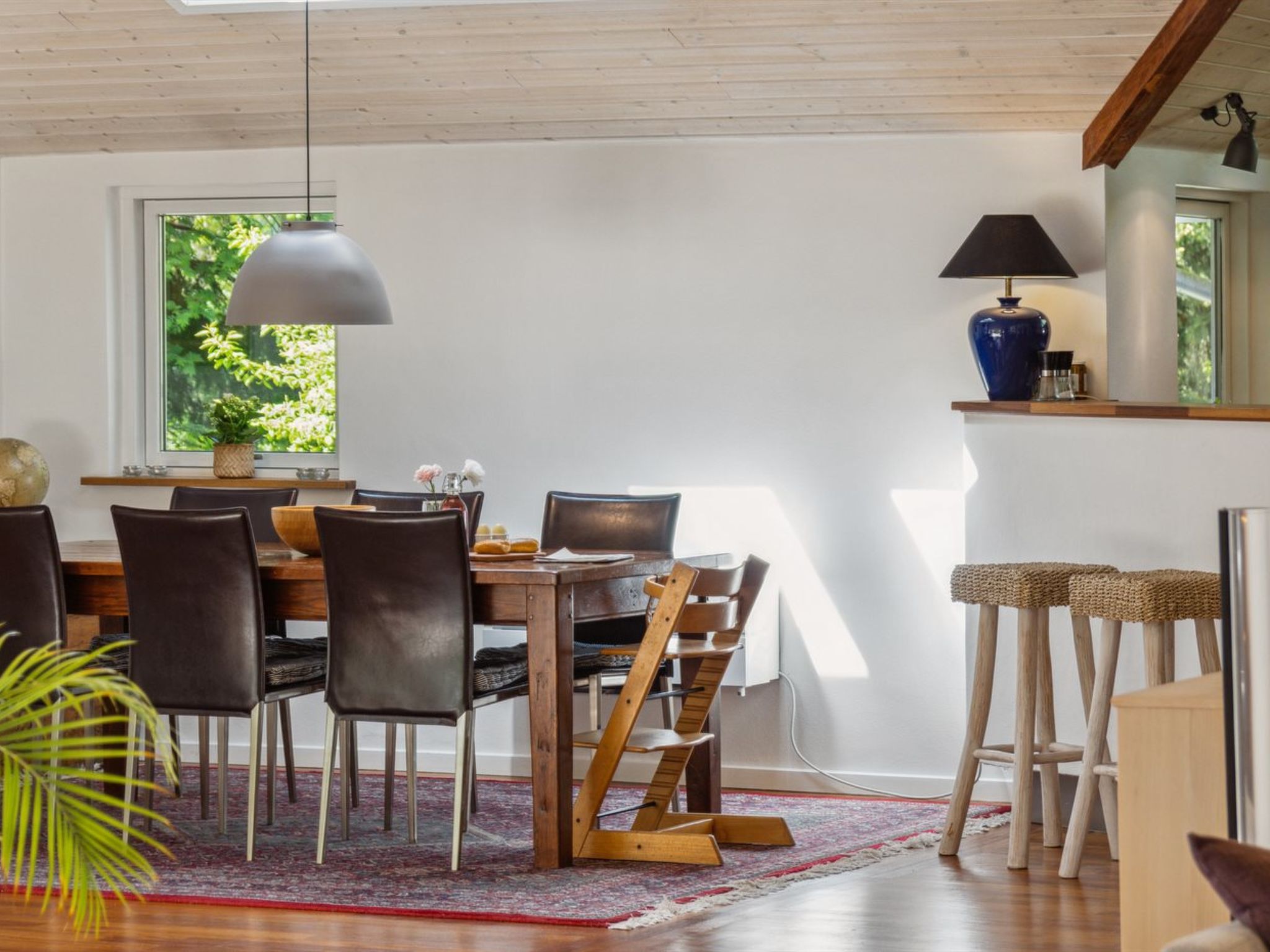 "Amina" - 1.1km from the sea-Inside