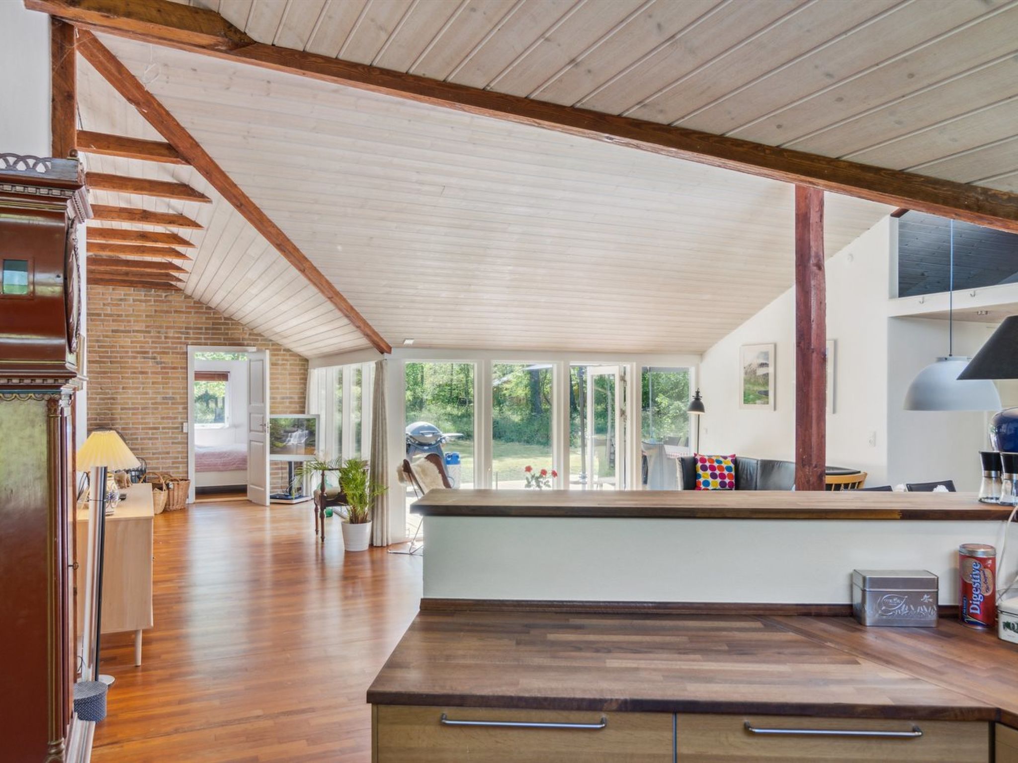 "Amina" - 1.1km from the sea-Inside