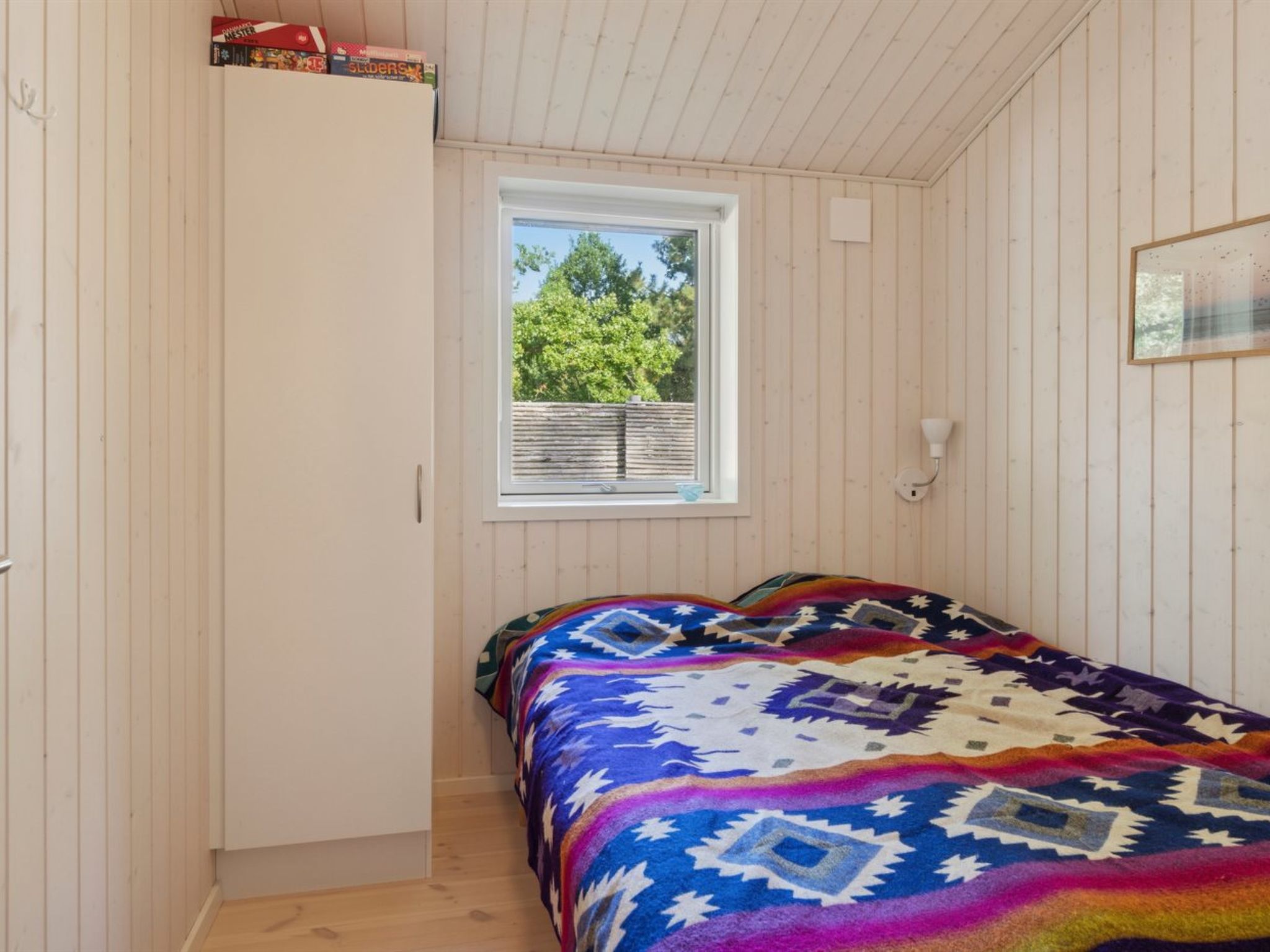 "Ovine" - 1.2km to the fjord-Dedans