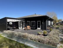 Lichte vakantiewoning Anelle op 1.2 km van de fjord bij Rørvig - thumbnail 1