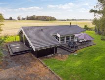 Rustiek familiehuis Rik met sauna, 350m van zee op Sjællands Odde - thumbnail 6