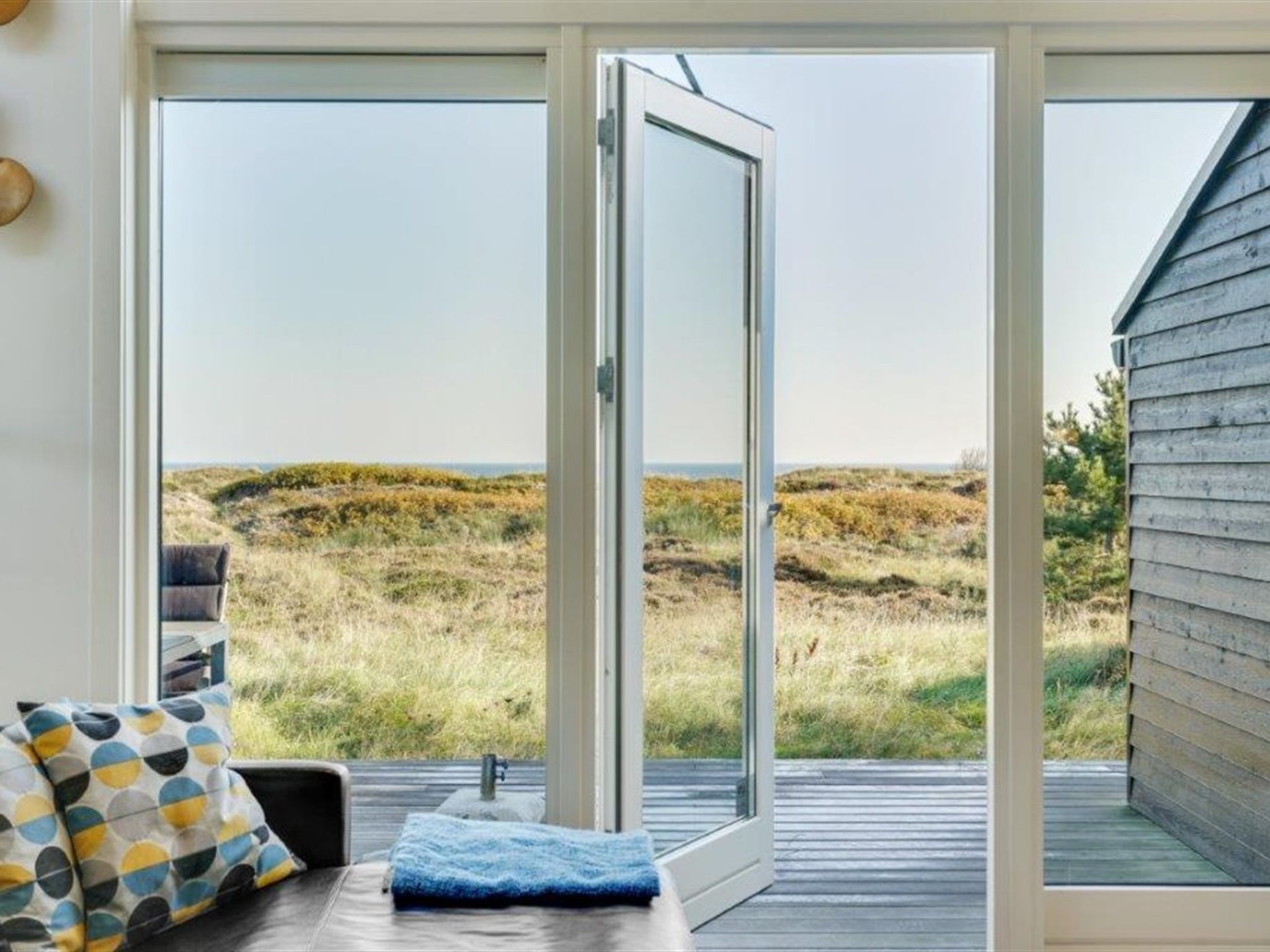 "Helin" - 100m from the sea-Inside