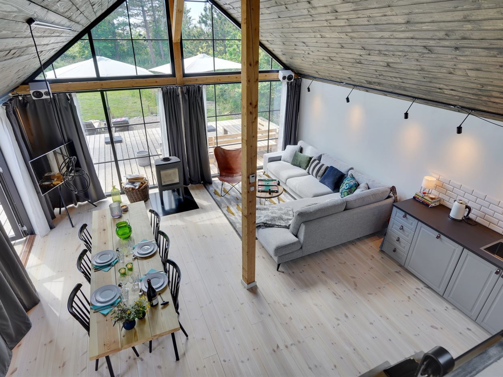 "Henrik" - 100m from the sea - Drinnen