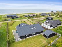 Ewa: Luxe vakantiehuis op 75 meter van zee in Sjællands Odde - thumbnail 1