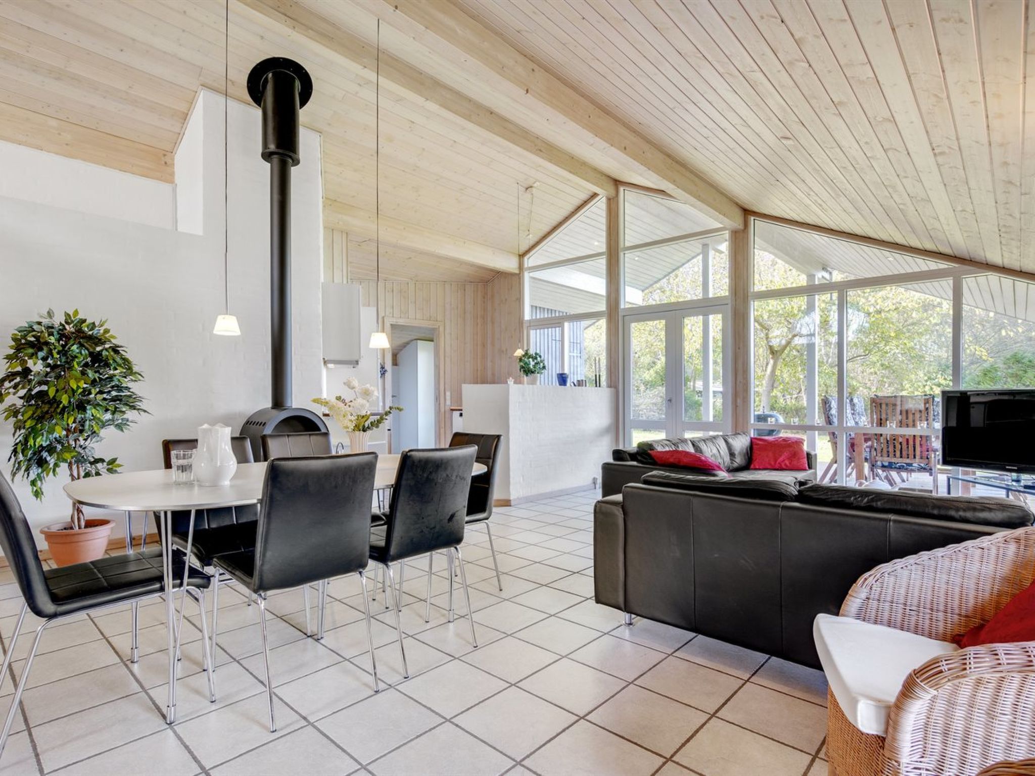 "Dagna" - 200m from the sea-Binnen