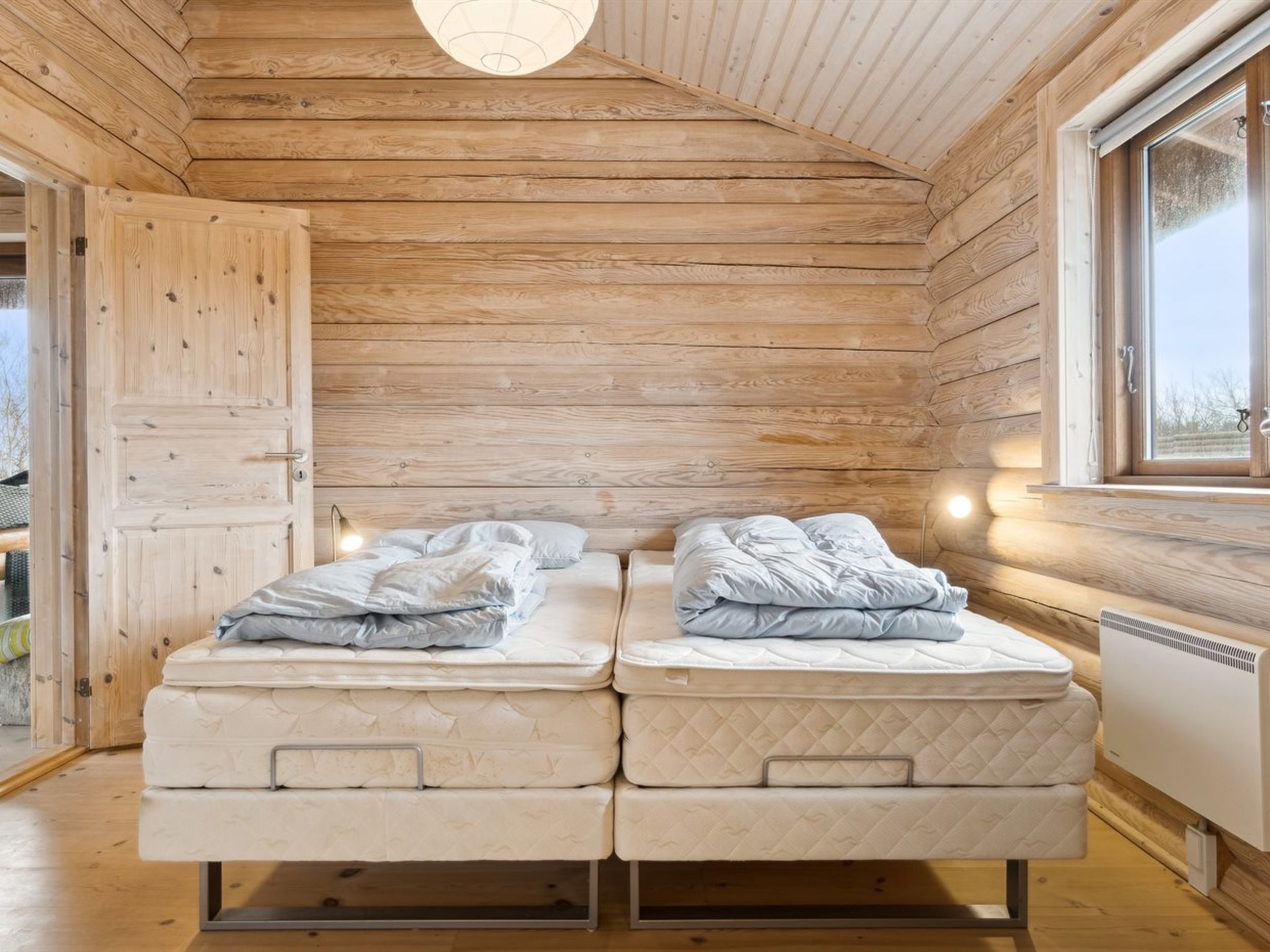 "Guthfast" - 50m from the sea-Inside