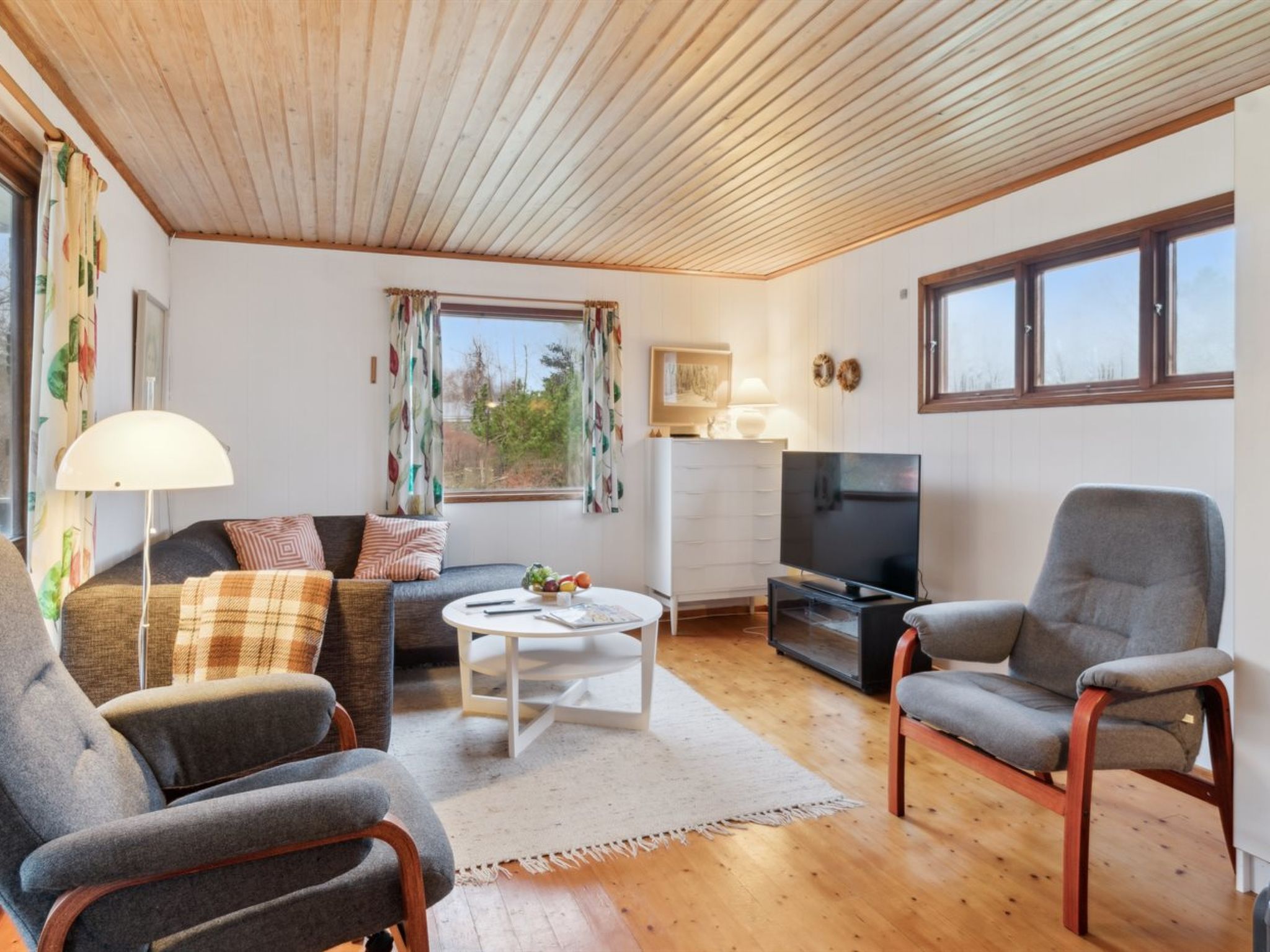 "Ginette" - 500m from the sea-Binnen