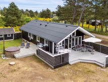 Ruim vakantiehuis Lavrens op 300m van zee in Sjællands Odde - thumbnail 1