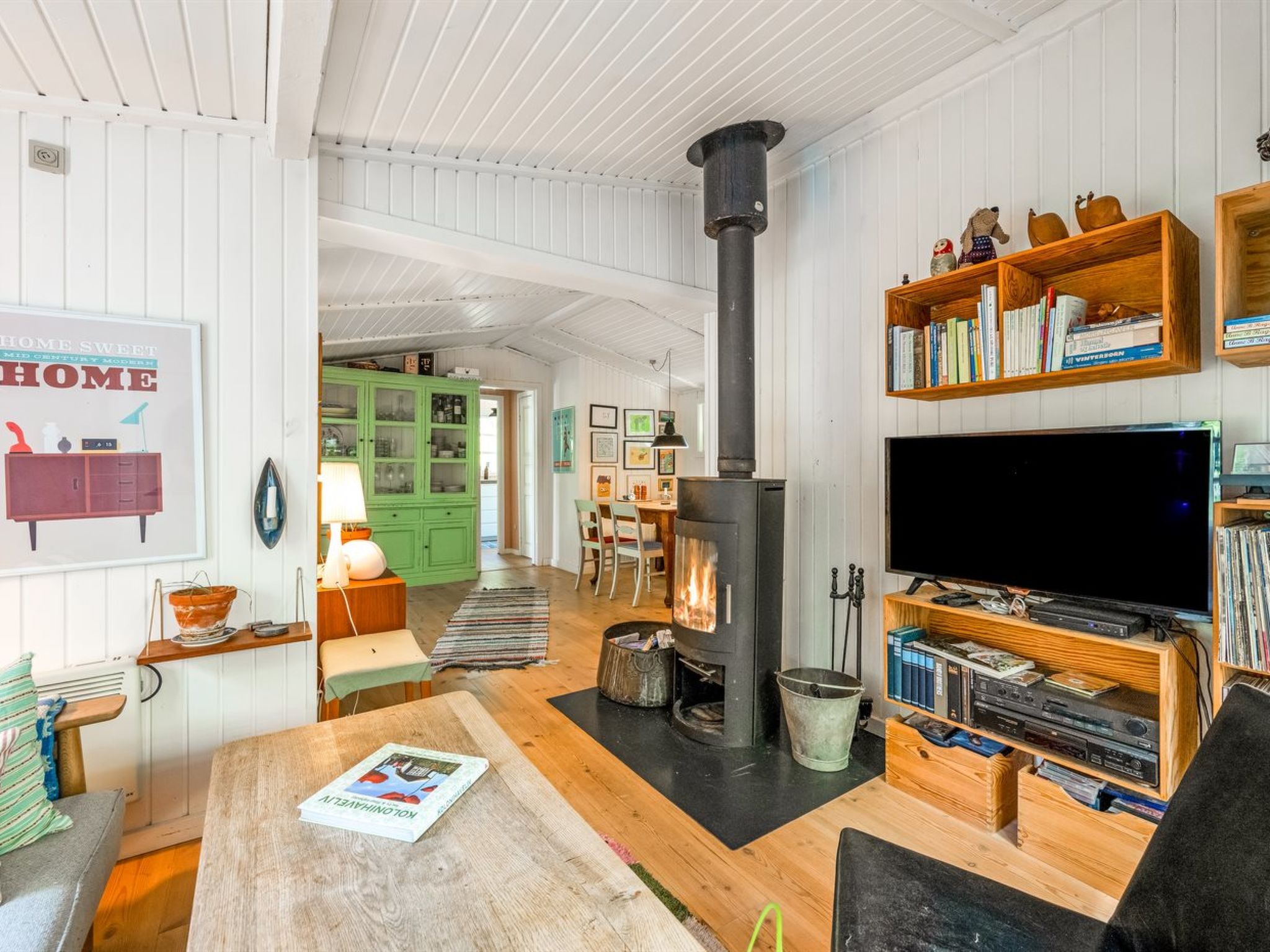 "Tona" - 600m from the sea-Binnen