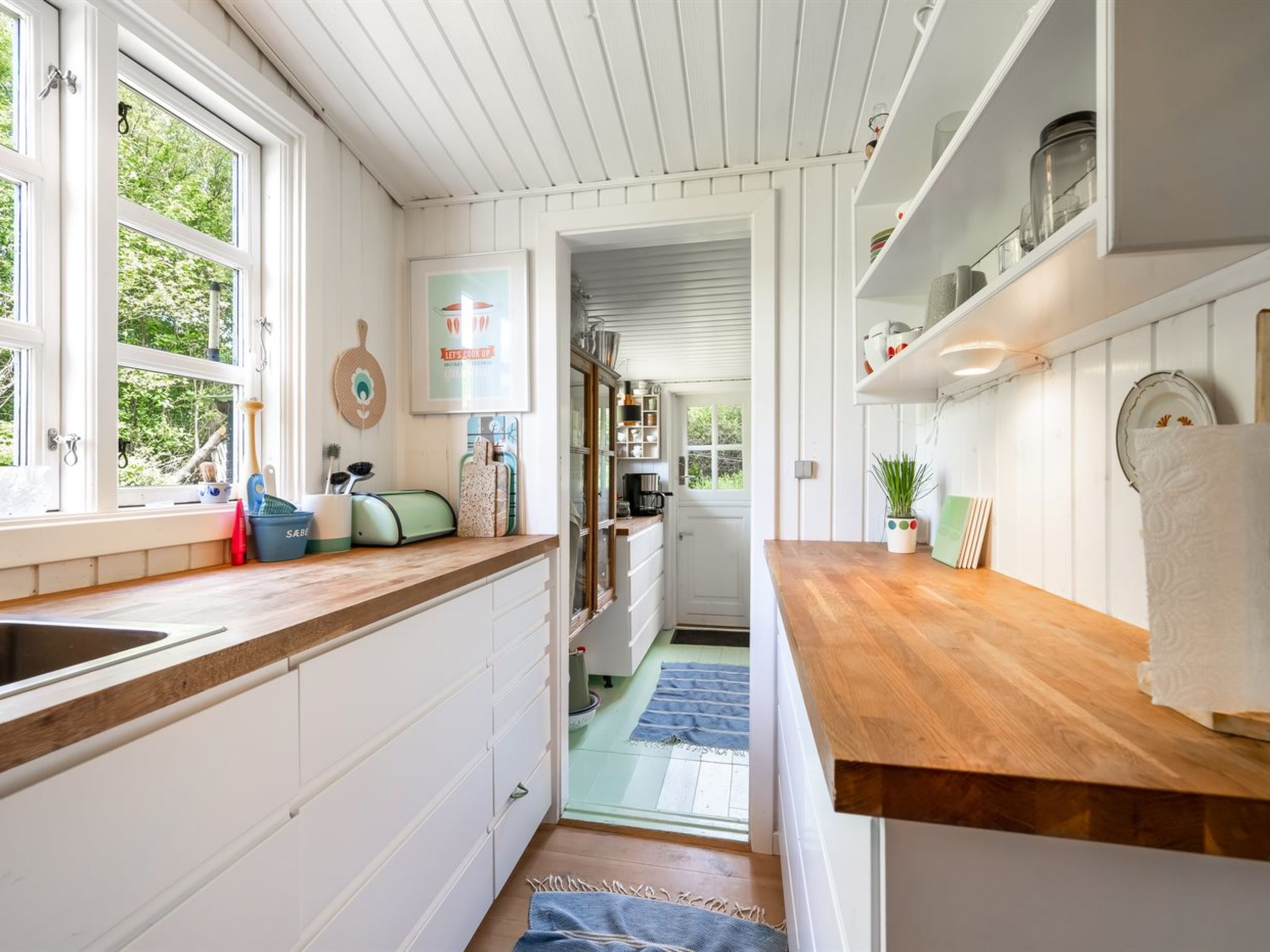 "Tona" - 600m from the sea-Binnen