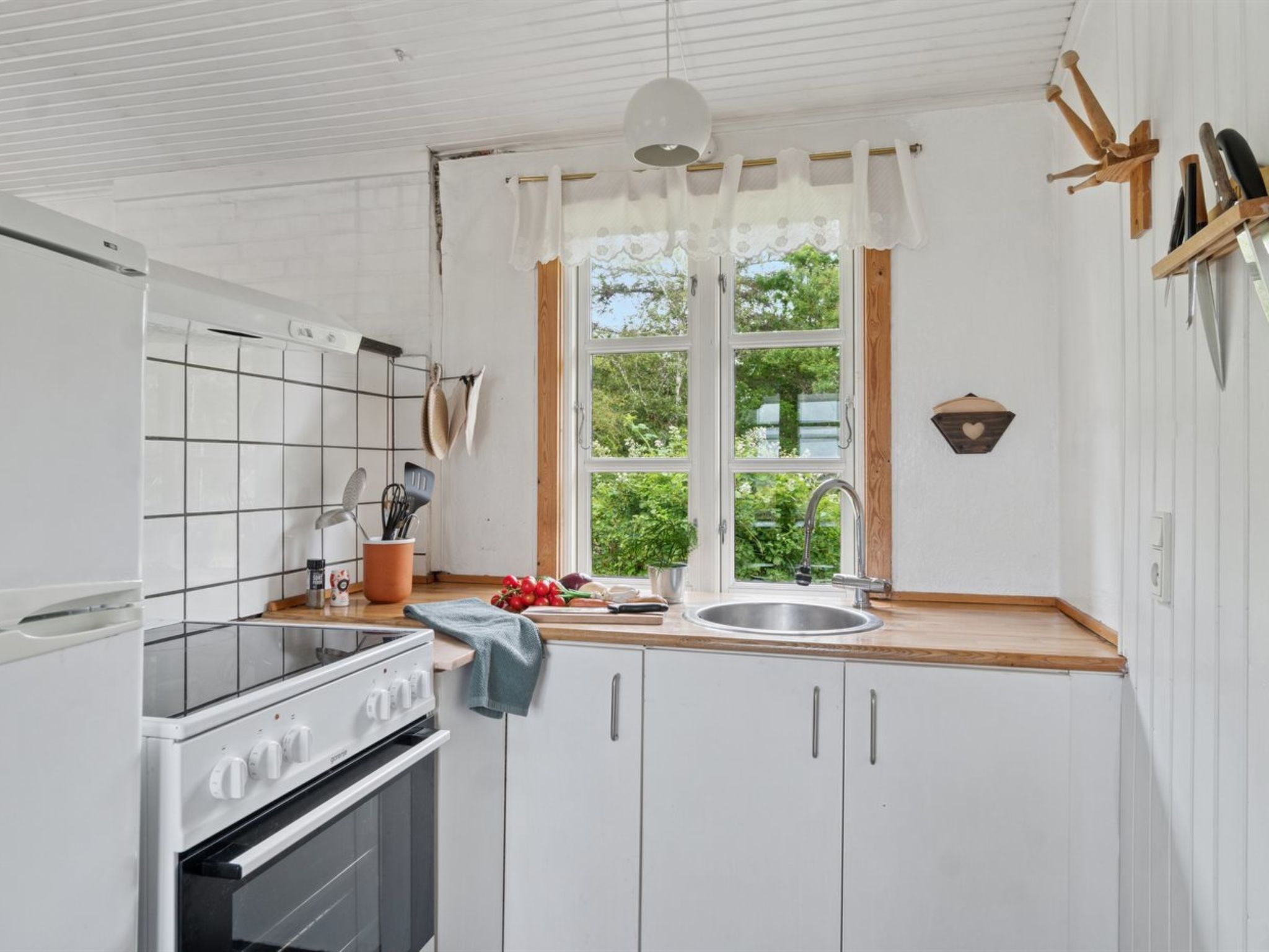 "Catalin" - 50m from the sea-Inside