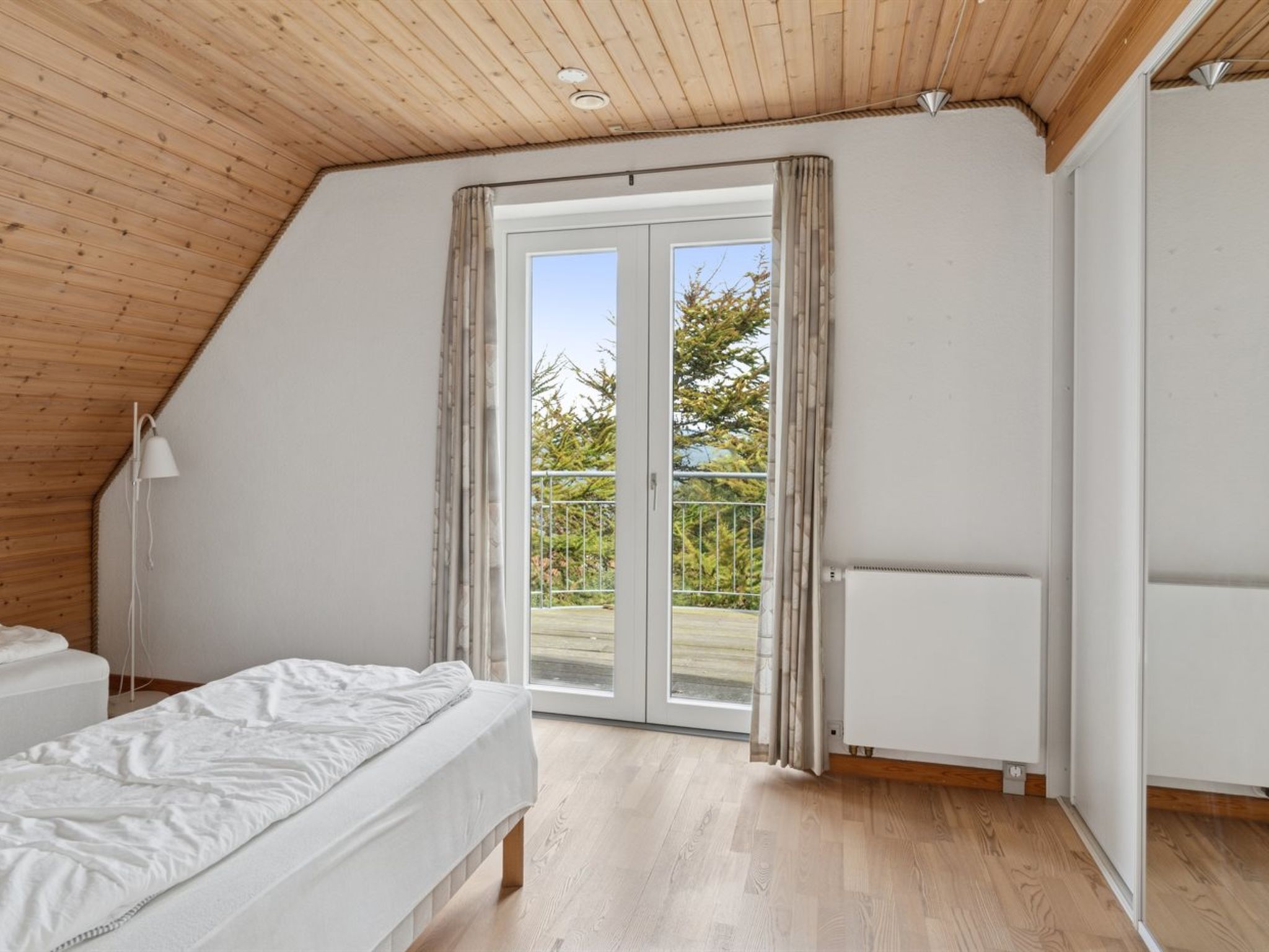"Dzavid" - 50m from the sea - Binnen