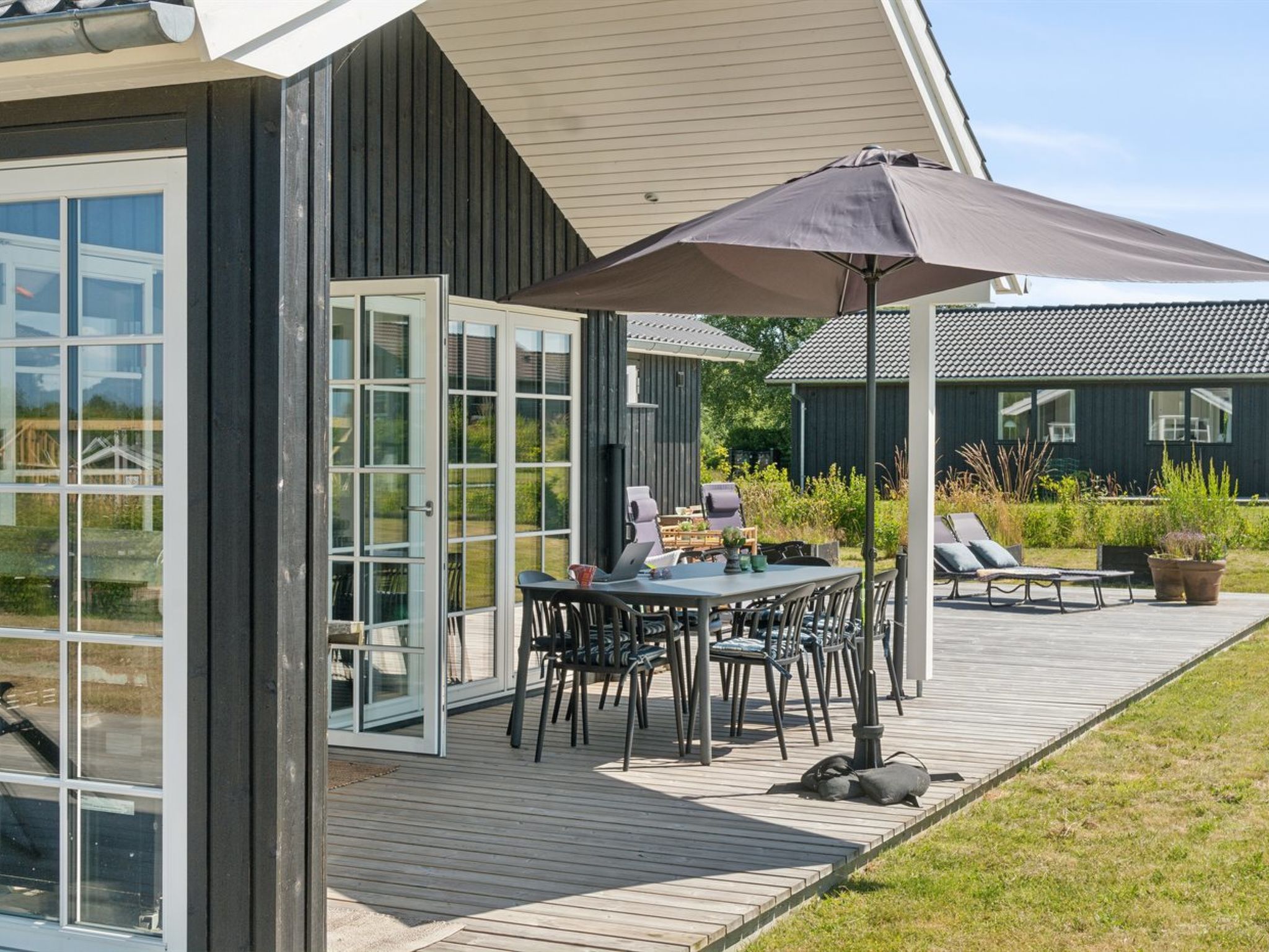 "Annerose" - 550m from the sea - Buiten